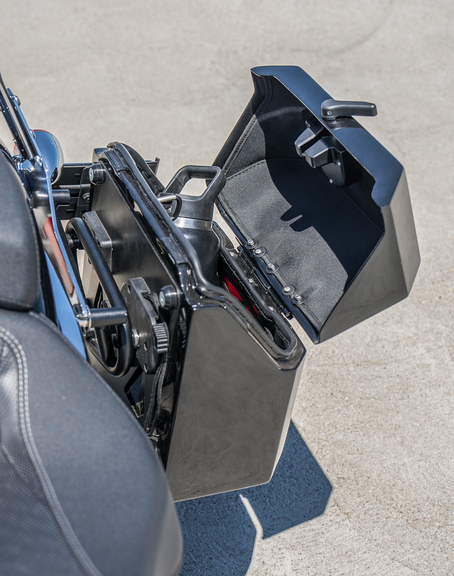 15L - Outlaw Quick Mount Medium Harley Softail Breakout FXBR/S Painted Hard Solo Saddlebag (Left Only) Lifestyle