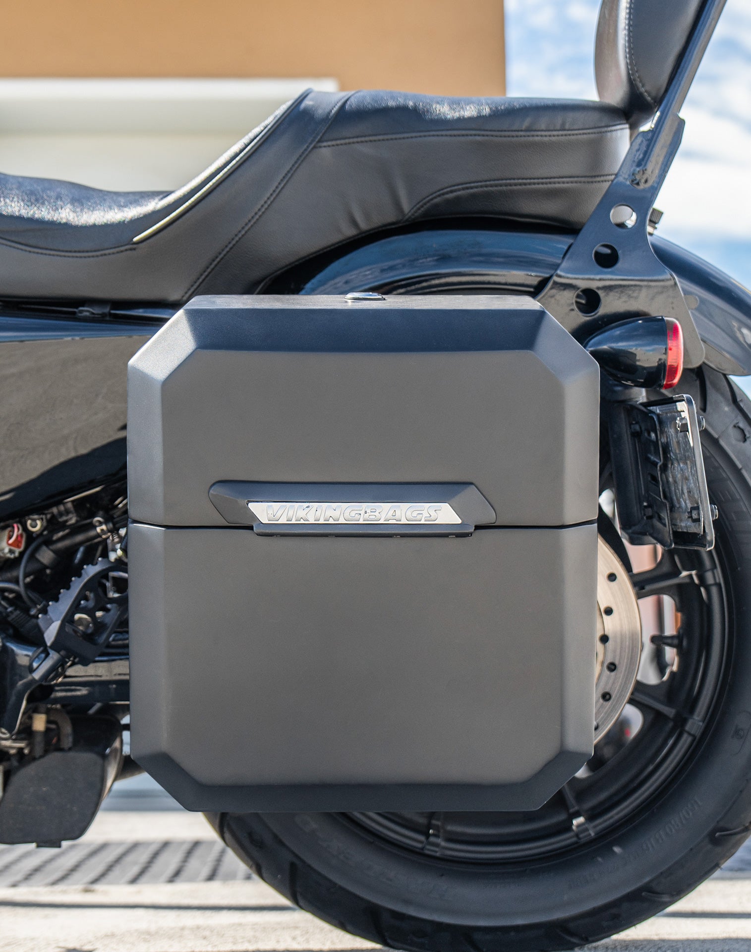 15L - Outlaw Quick Mount Medium Harley Sportster Iron 1200 Matte Hard Solo Saddlebag (Left Only) Lifestyle 2