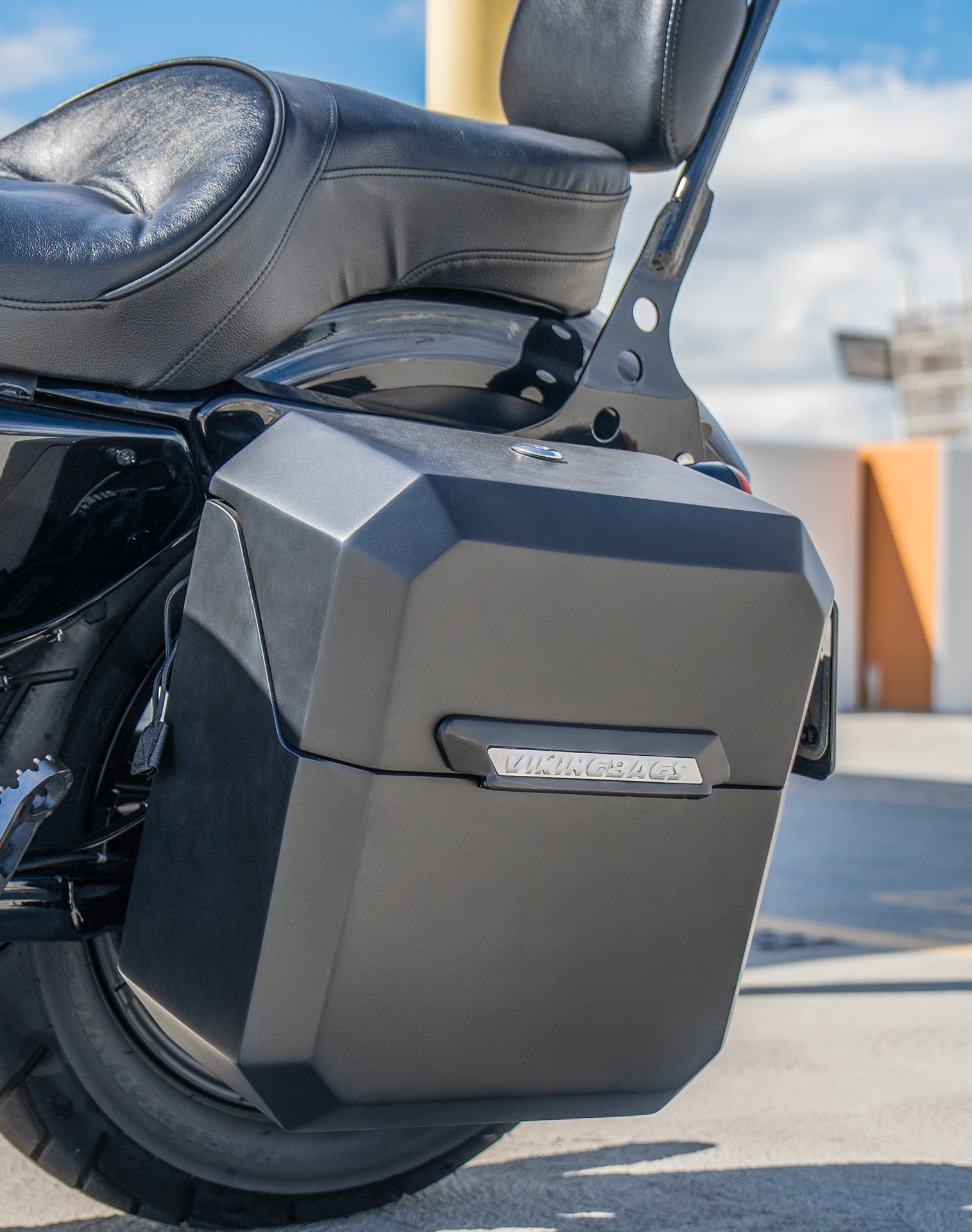 15L - Outlaw Quick Mount Medium Harley Sportster Iron 1200 Matte Hard Solo Saddlebag (Left Only) Lifestyle 3