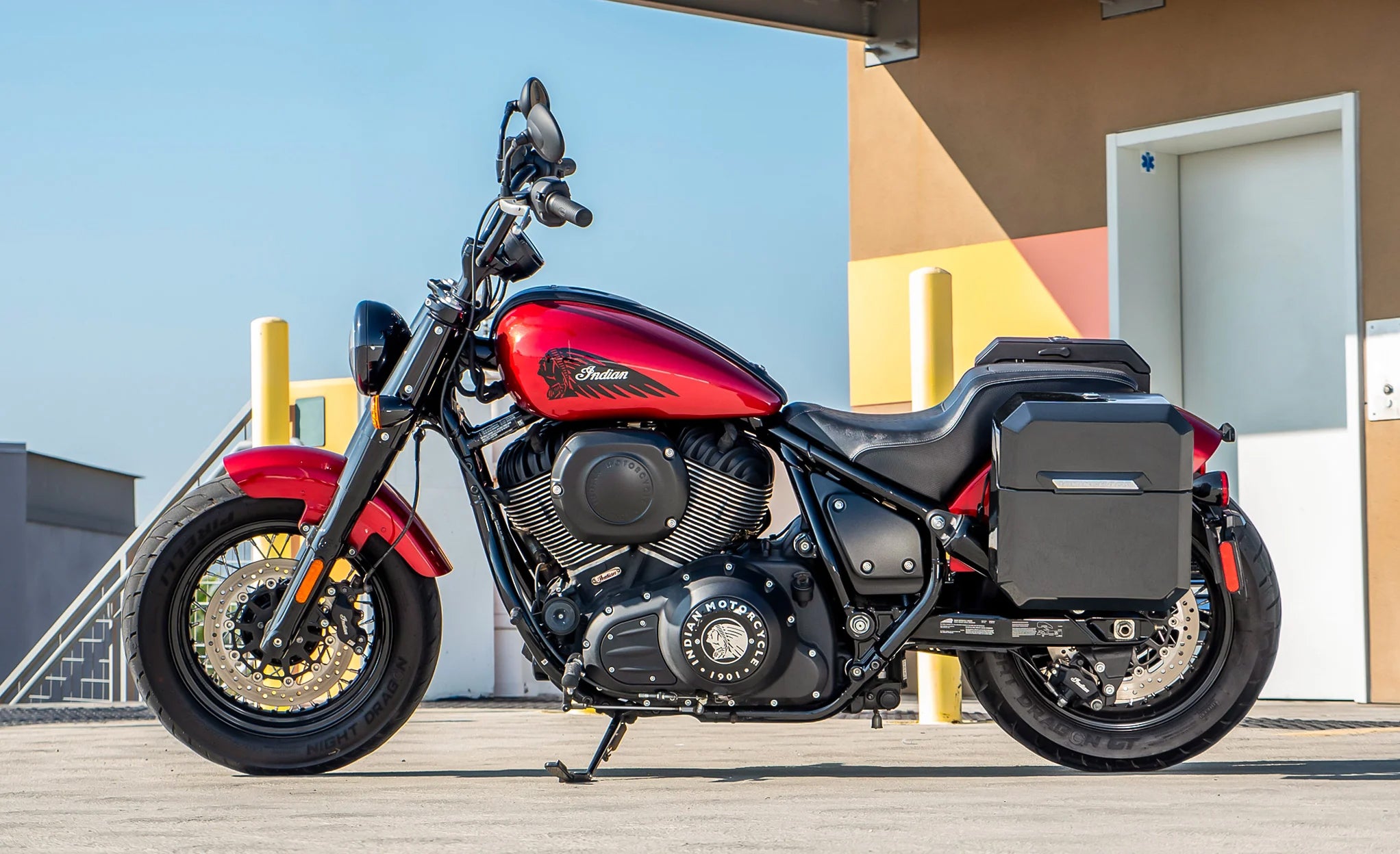 15L - Outlaw Quick Mount Medium Indian Chief Dark Horse Painted Hard Solo Saddlebag (Left Only) Life Style Photo @expand