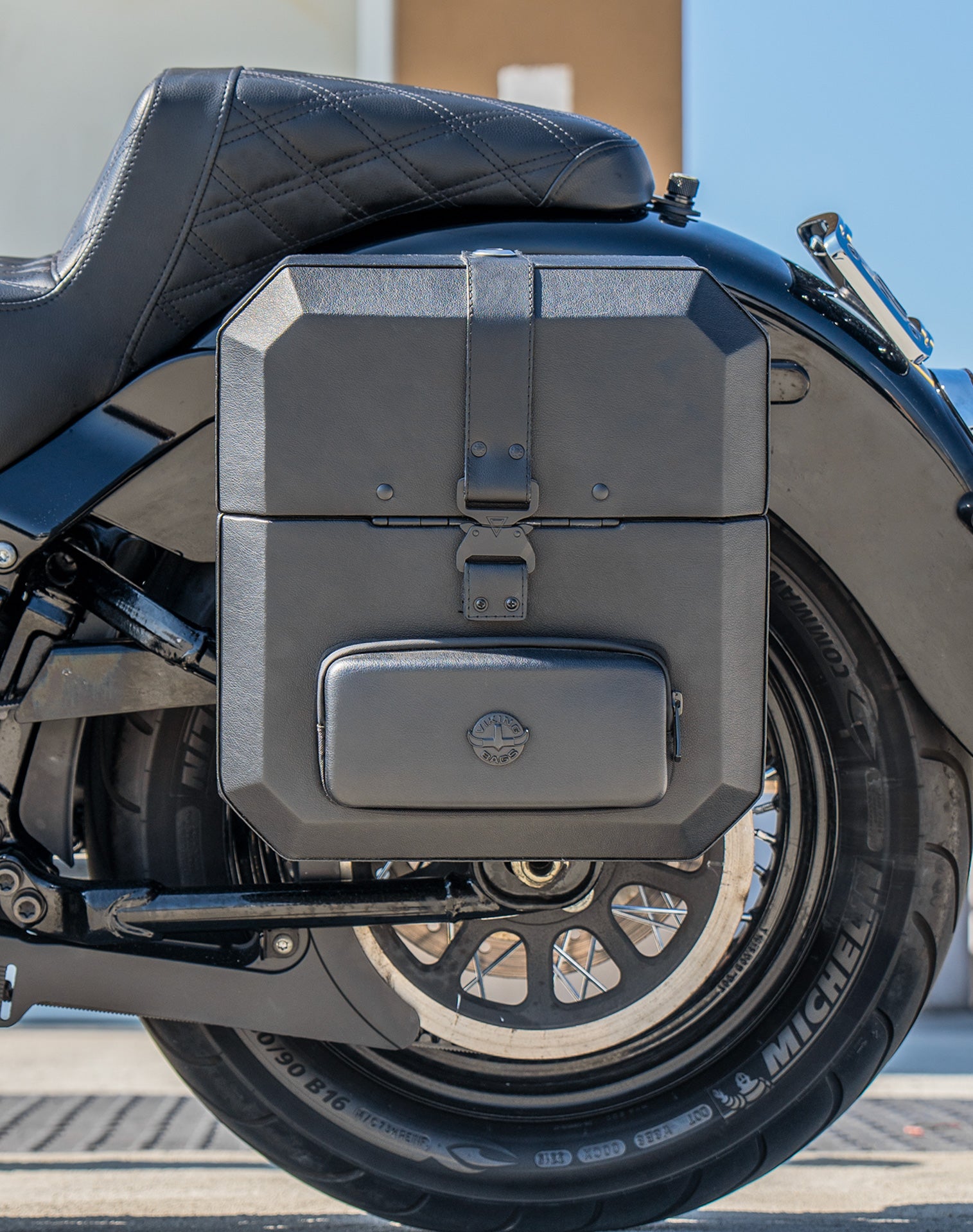 15L - Outlaw Quick Mount Medium Harley Softail Heritage FLHC/S Hard Solo Saddlebag (Left Only) Lifestyle