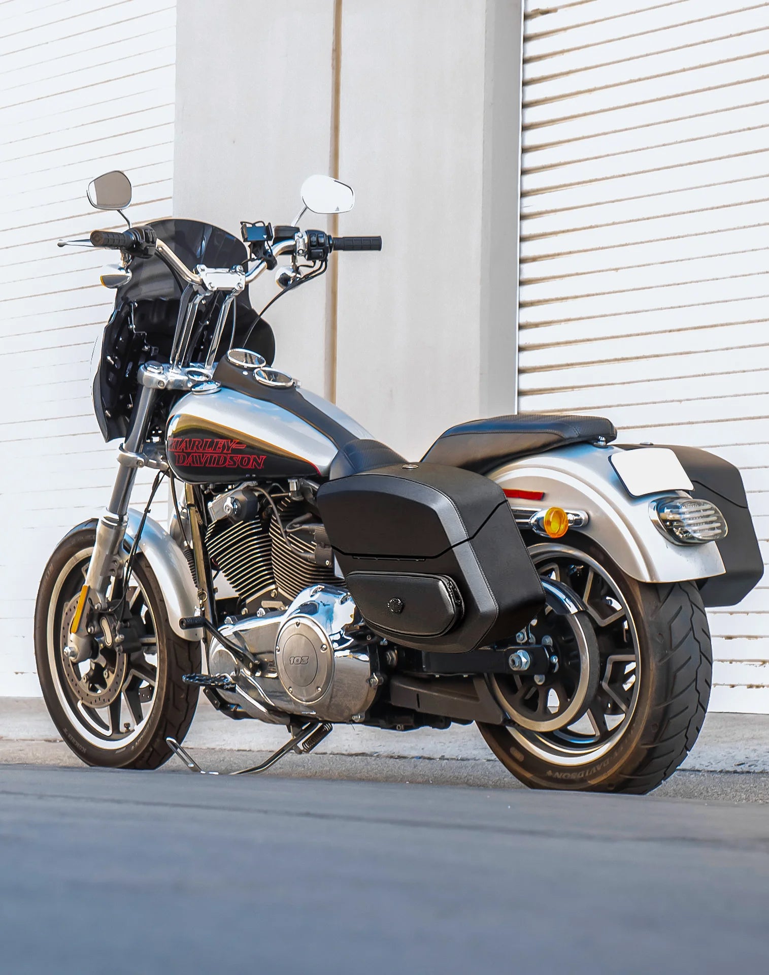 12L - Ironclad Quick Mount Medium Harley Dyna Low Rider FXDL Hard Solo Saddlebag (Left Only) v1