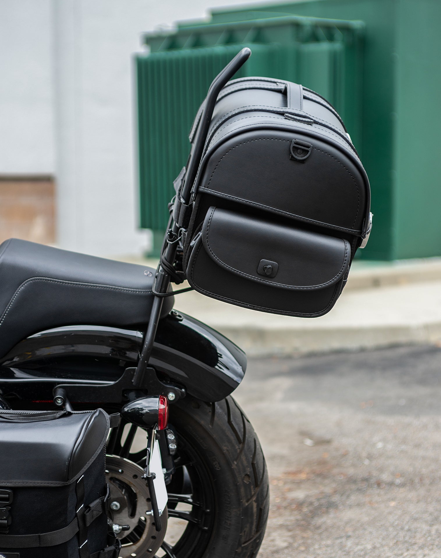 18L - Century Medium Leather Motorcycle Sissy Bar Bag
