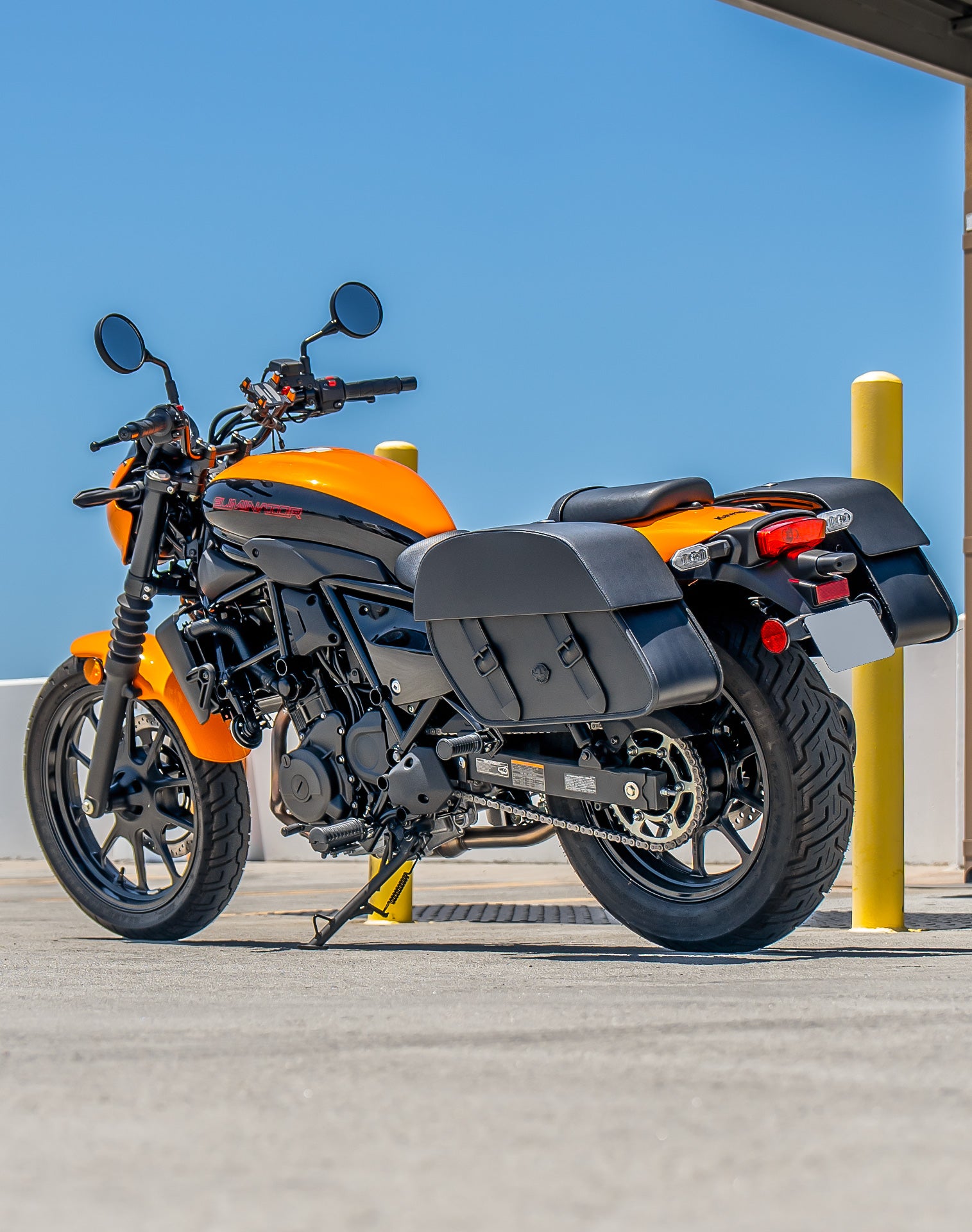 28L - Baelor Medium Quick Mount Kawasaki Eliminator 450 Motorcycle Saddlebags v1