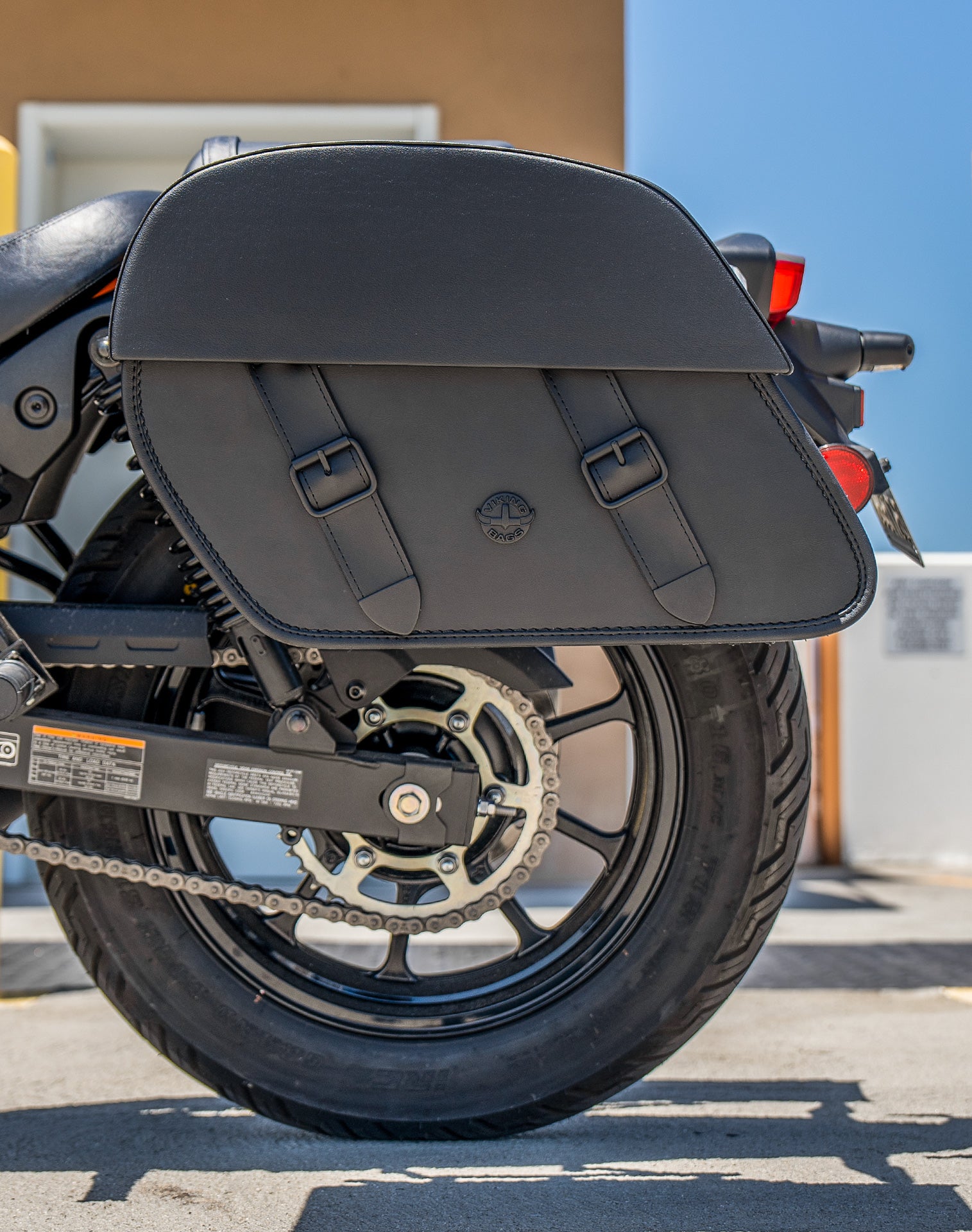 28L - Baelor Medium Quick Mount Kawasaki Eliminator 450 Motorcycle Saddlebags v2