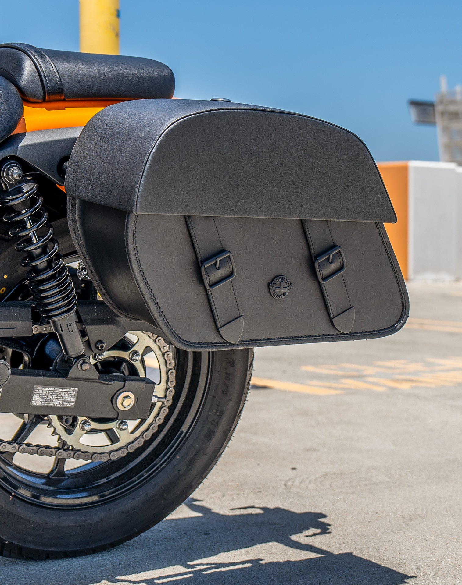 28L - Baelor Medium Quick Mount Kawasaki Eliminator 450 Motorcycle Saddlebags v3