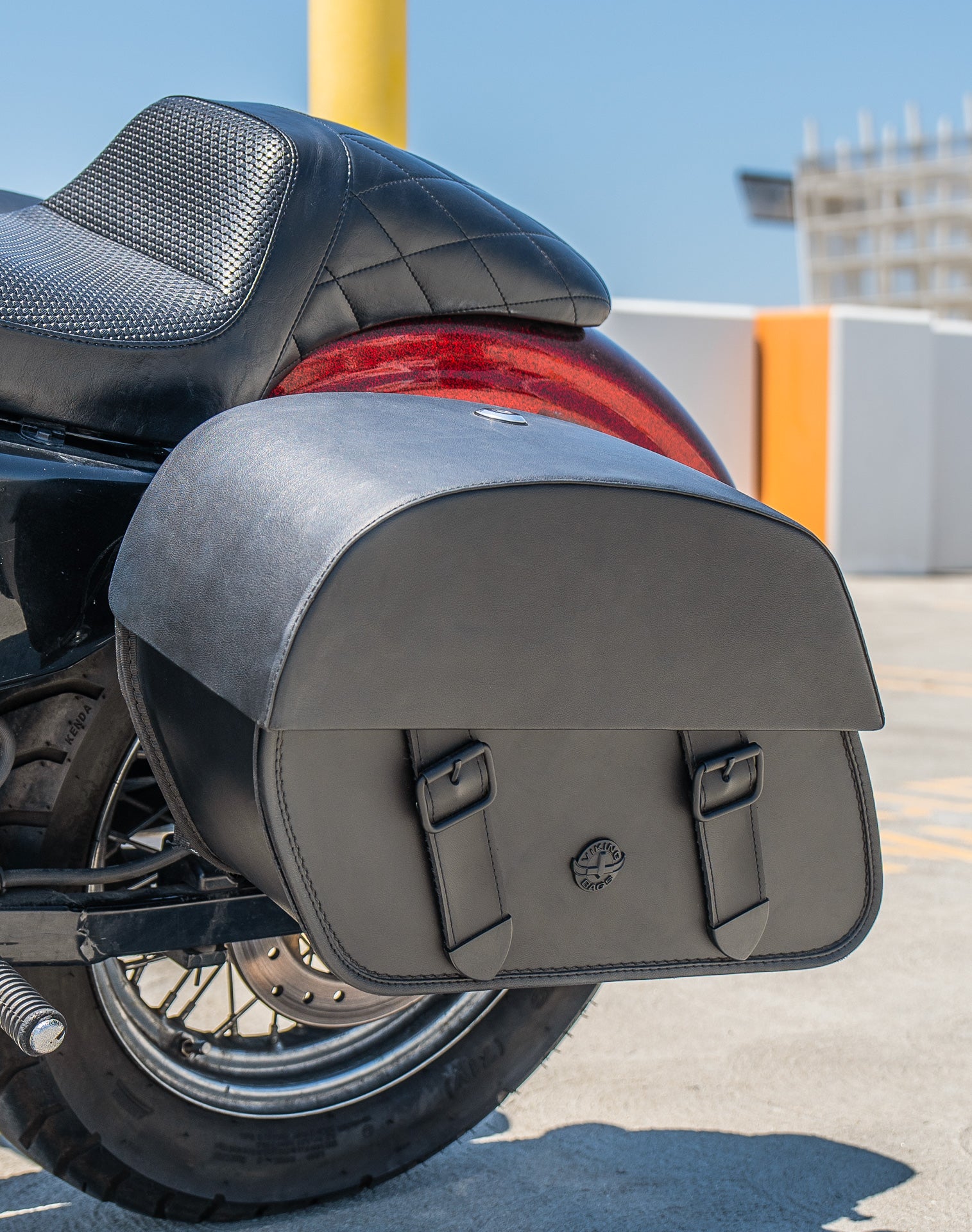 28L - Baelor Medium Quick Mount Motorcycle Saddlebags For Harley Sportster Seventy Two XL1200V v3