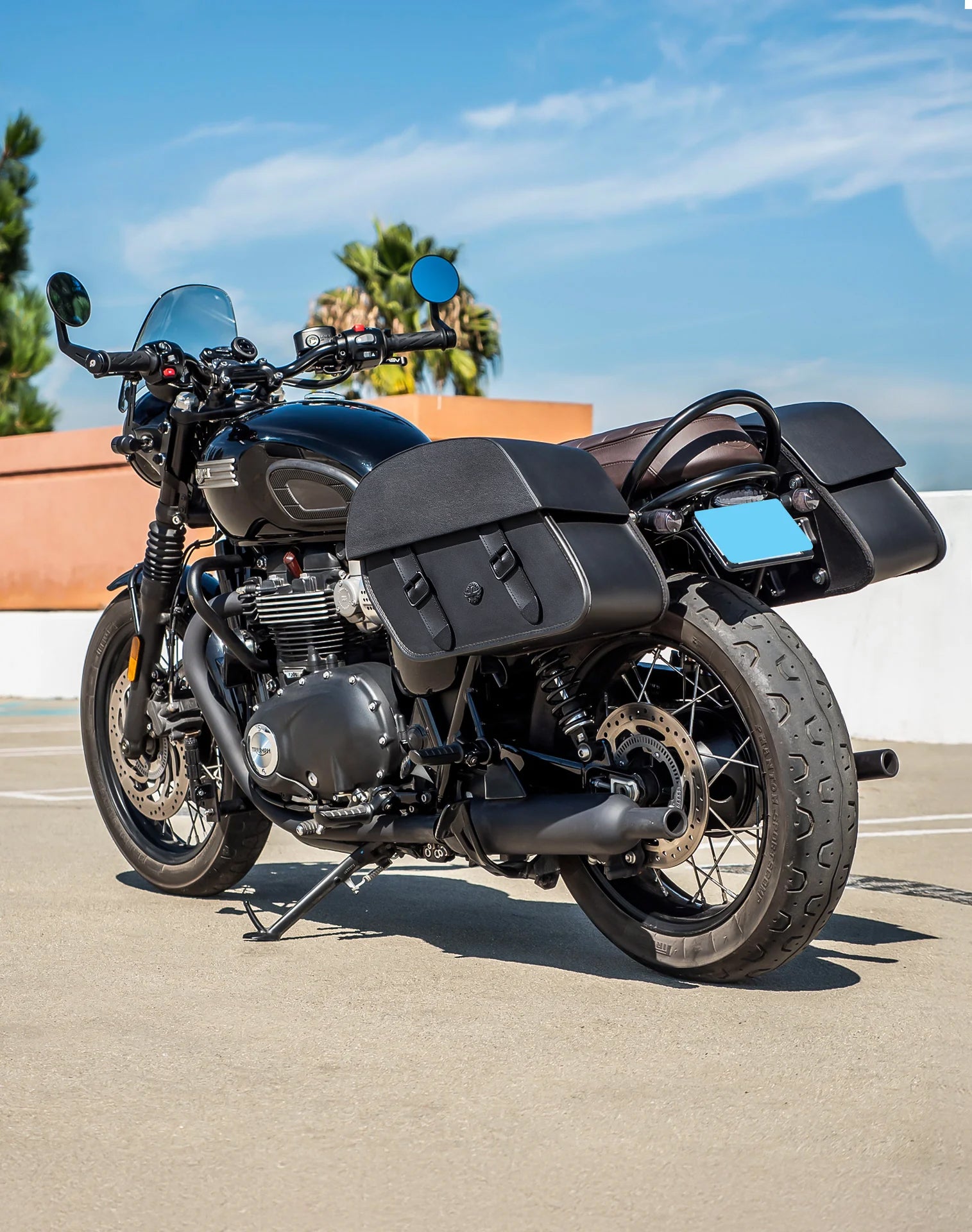 28L - Baelor Medium Quick Mount Triumph Bonneville T100 Motorcycle Saddlebags v1