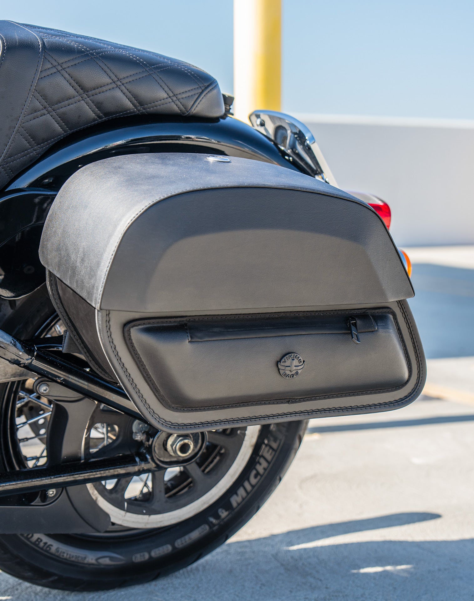 28L - Pantheon Medium Quick Mount Motorcycle Saddlebags For Harley Softail Heritage FLHC/S Lifestyle