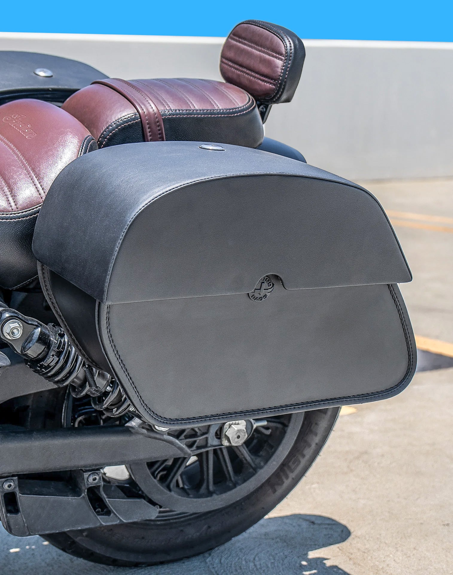 28L - Panzer Medium Quick Mount Indian Scout Bobber Leather Saddlebags