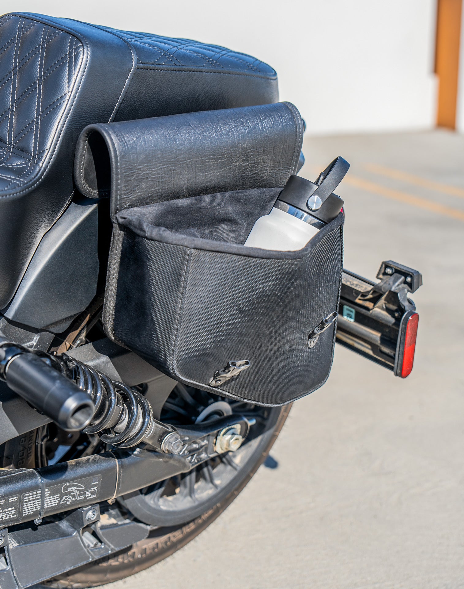 8L - Pony Indian Scout Bobber Leather Motorcycle Saddlebags Lifestyle