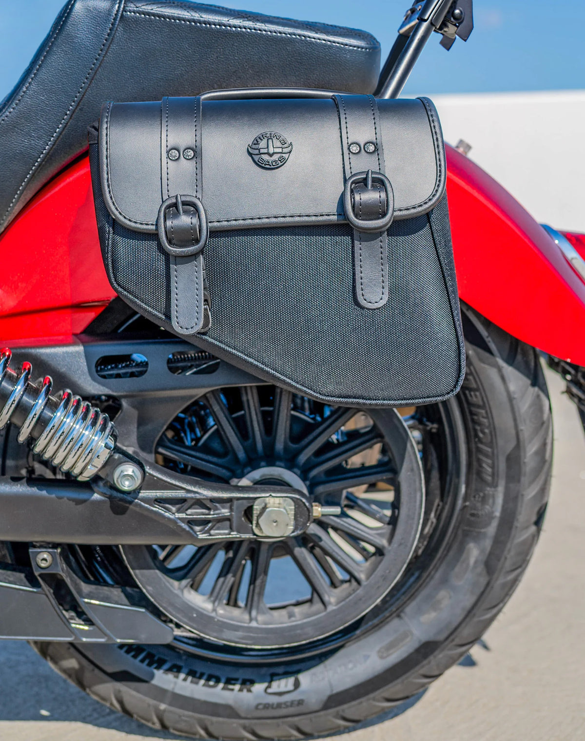 8L - Pony Indian Scout Classic 2025+ Leather Motorcycle Saddlebags Lifestyle