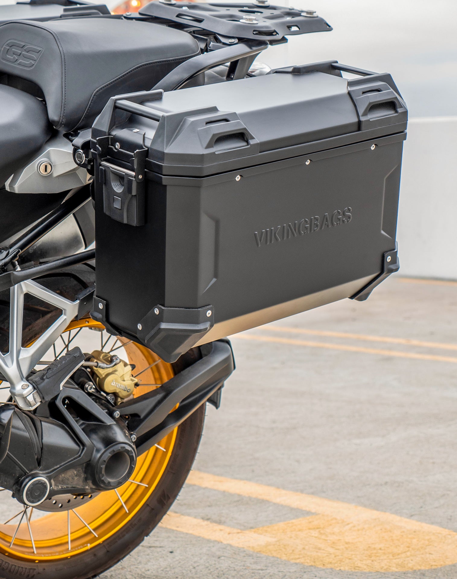  R1250GS Adventure アルミケース3点セット（ブラック） Yahoo!オークション - BMW R1250GS 純正アルミパニアケース3点セット