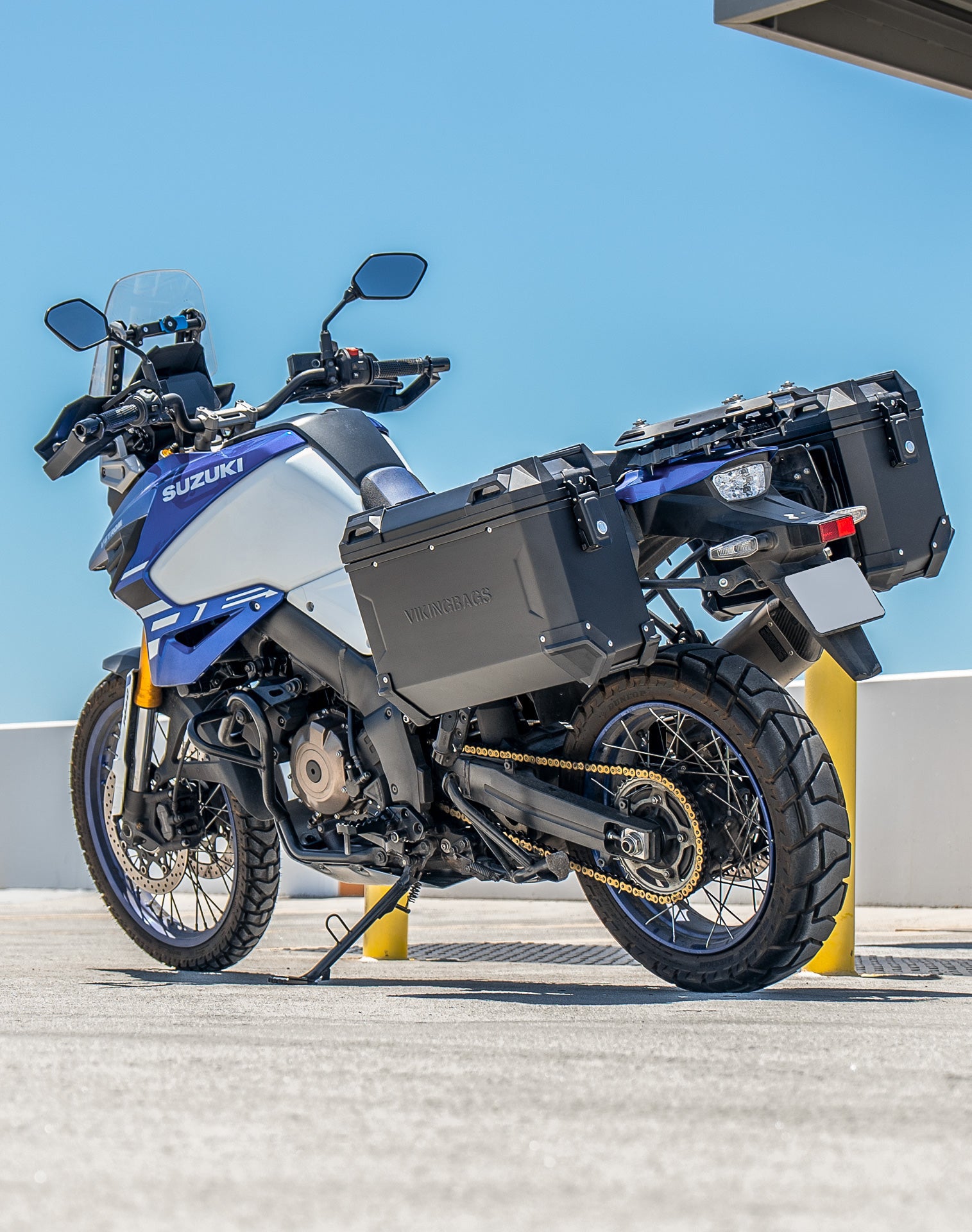 45L - Apex XL Suzuki V-Strom 1050 Aluminum Side Cases Black Vertical Lifestyle