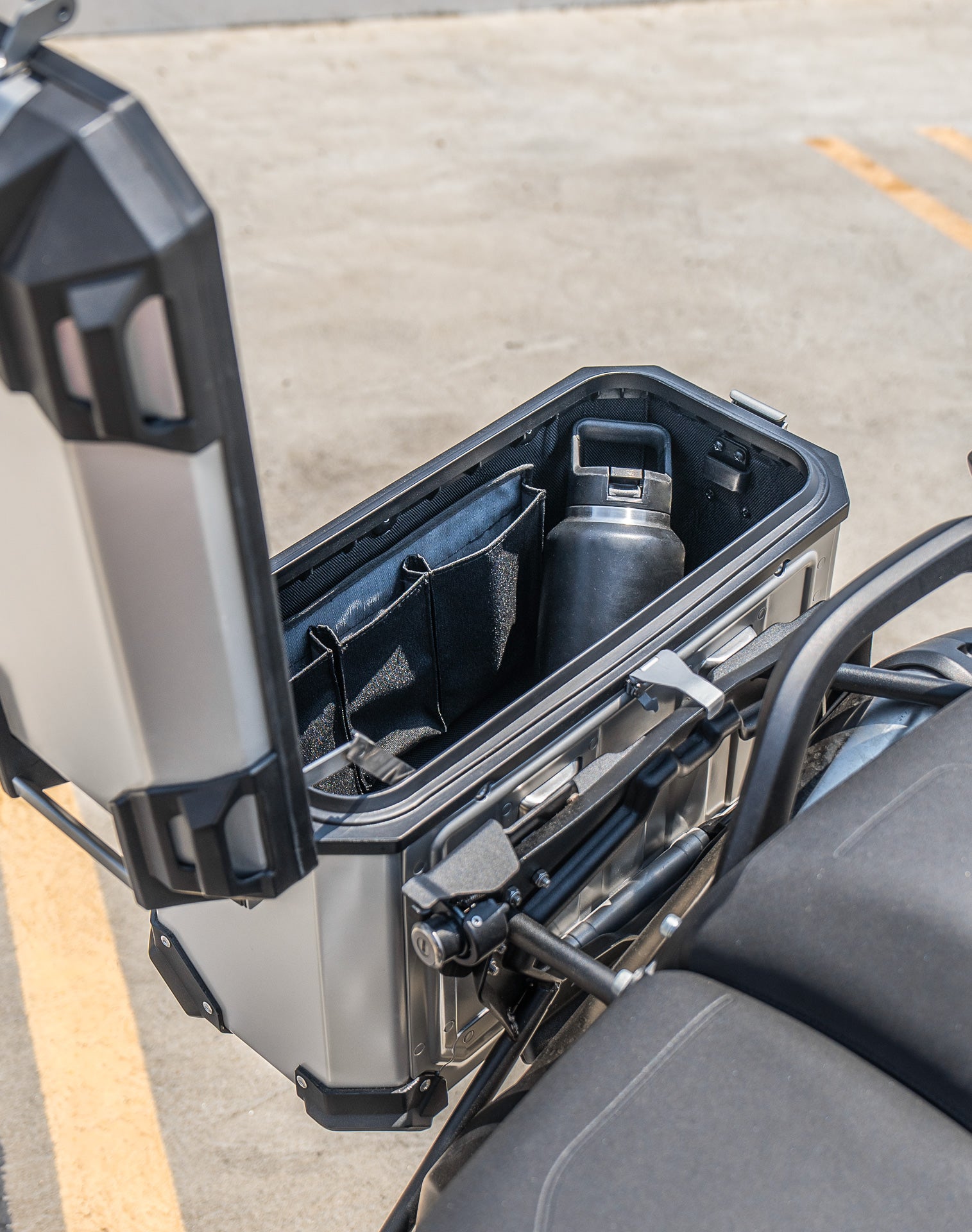 45L - Apex XL Triumph Tiger 900 Aluminum Side Cases Silver v4