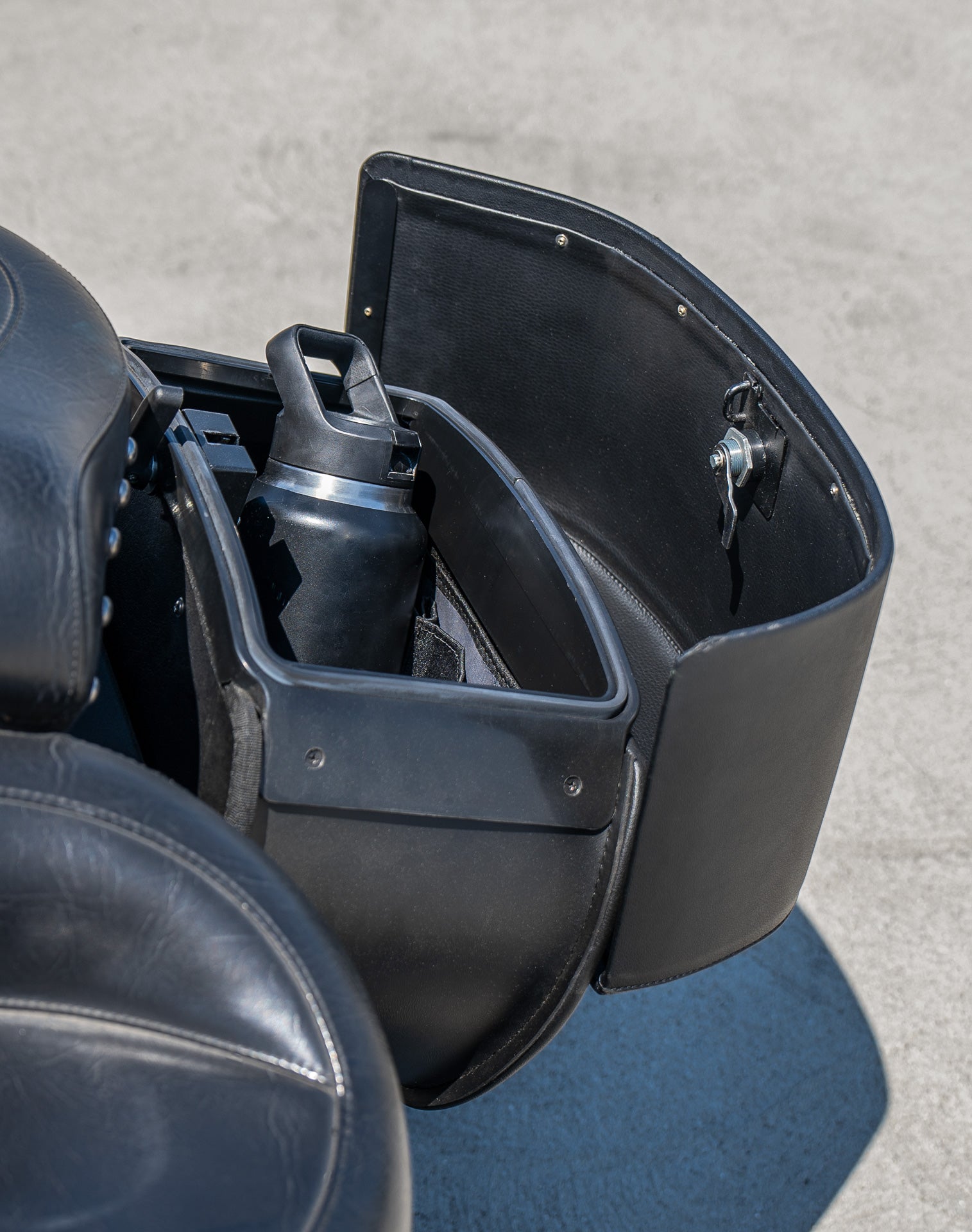 28L - Baelor Medium Honda Shadow 1100 Spirit Motorcycle Saddlebags v4