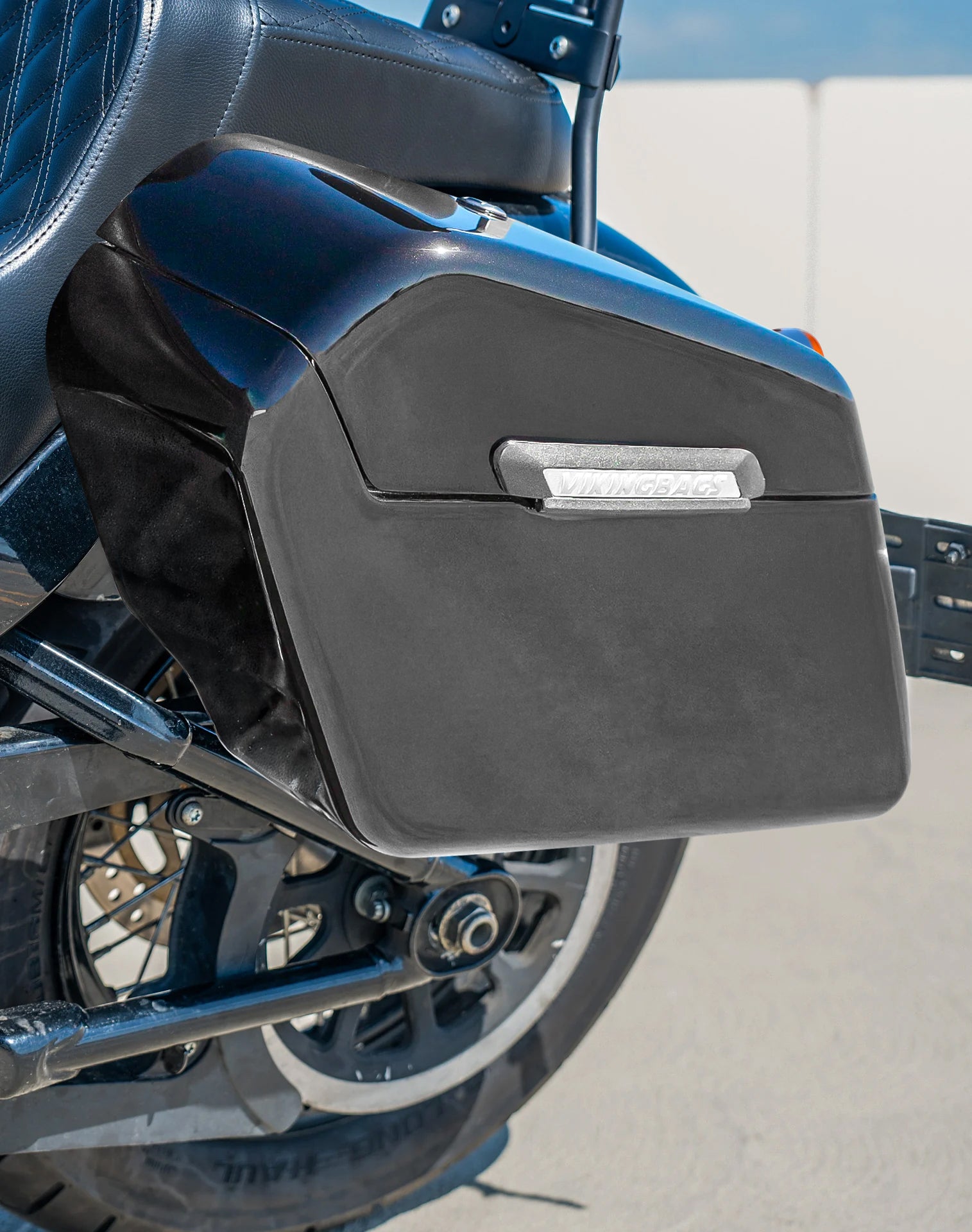 42L - Baldur Extra Large Painted Hard Saddlebags for Harley Softail Street Bob FXBB/S