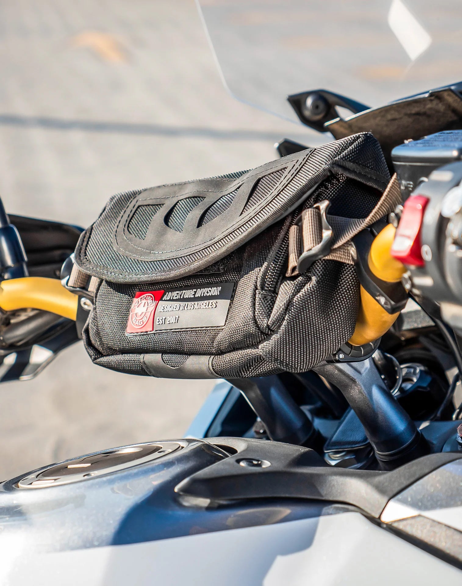 1L - Explorer Handlebar Bag For Adventure Touring Motorcycle Lifestyle Image