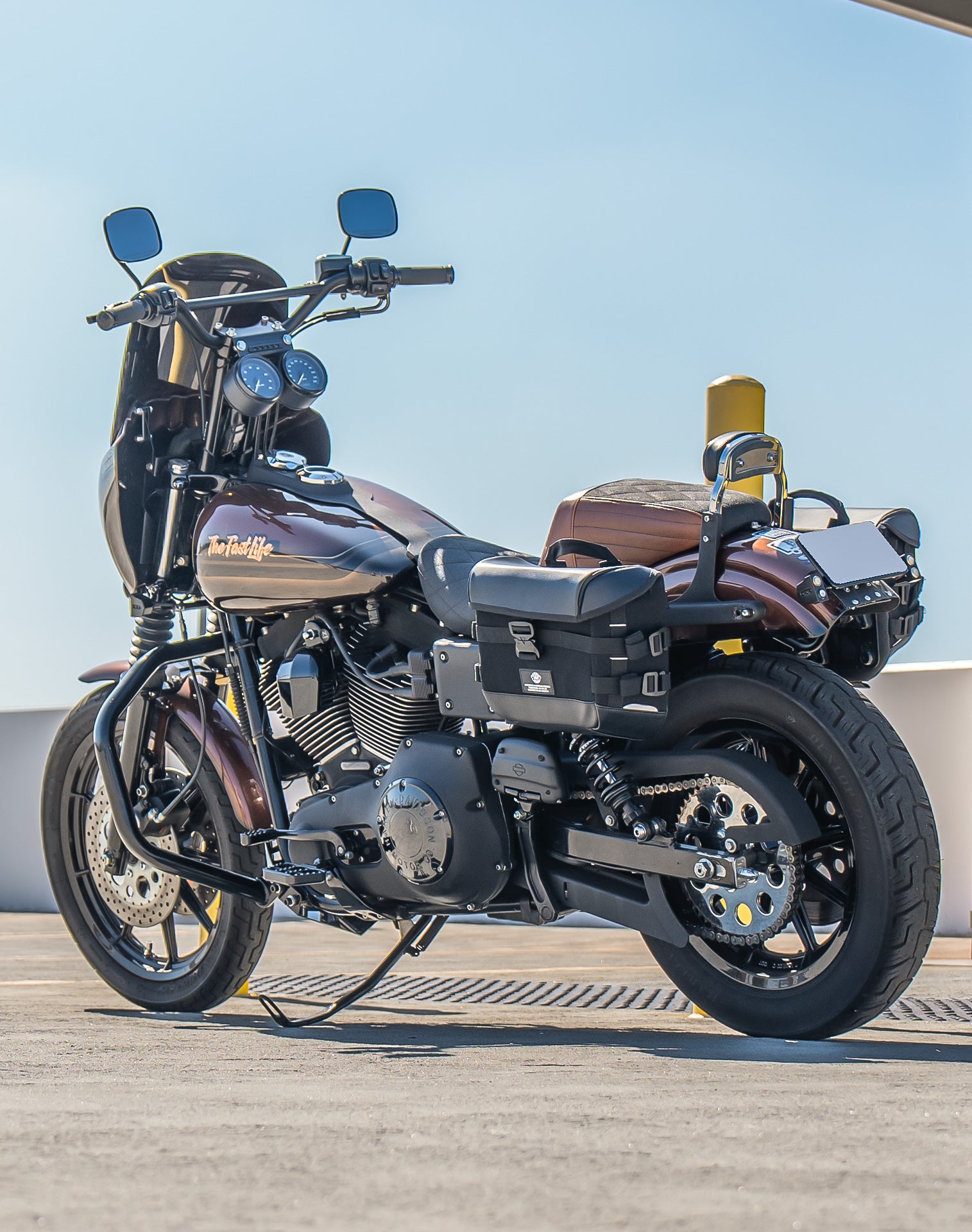 10L - Incognito Quick Mount Small Solo Saddlebag (Left Only) for Harley Dyna Super Glide FXD/I Lifestyle