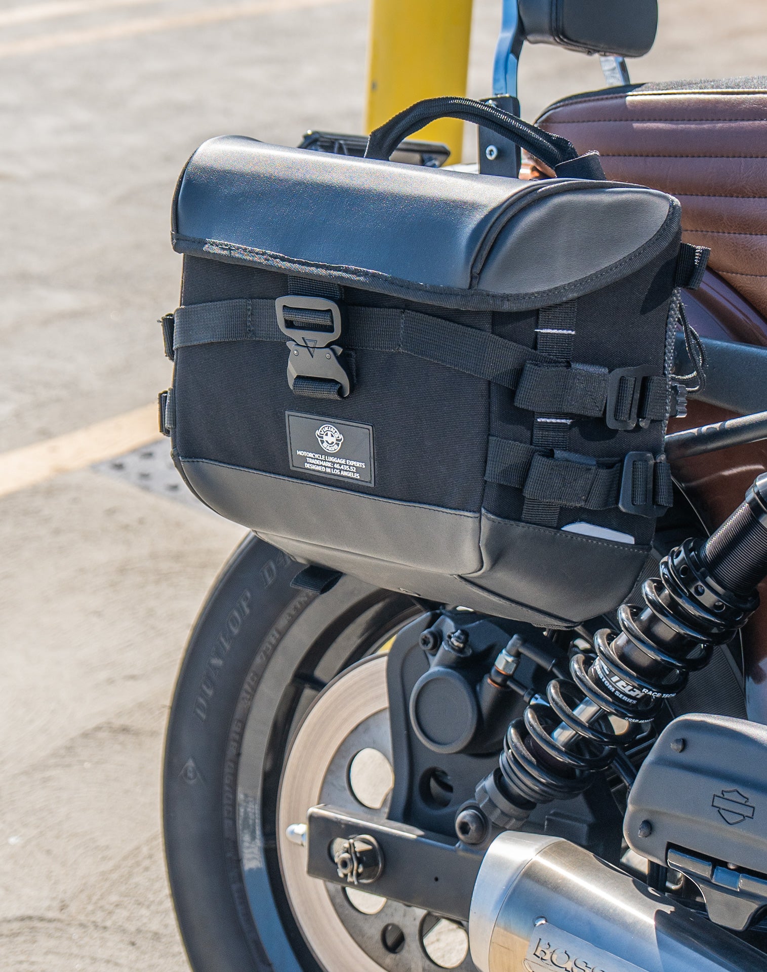 10L - Incognito Quick Mount Small Solo Saddlebag (Right Only) for Harley Dyna Super Glide FXD/I Lifestyle