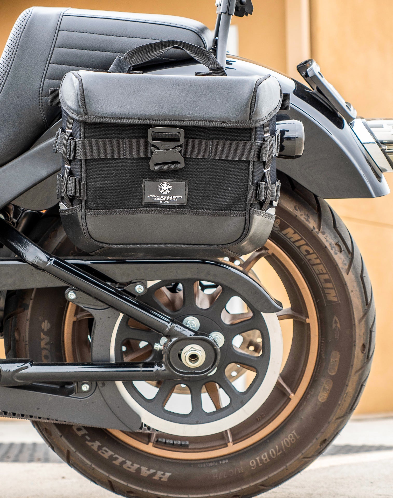 20L - Incognito Quick-Mount Small Saddlebags for Harley Softail Low Rider S FXLRS Vertical Lifestyle