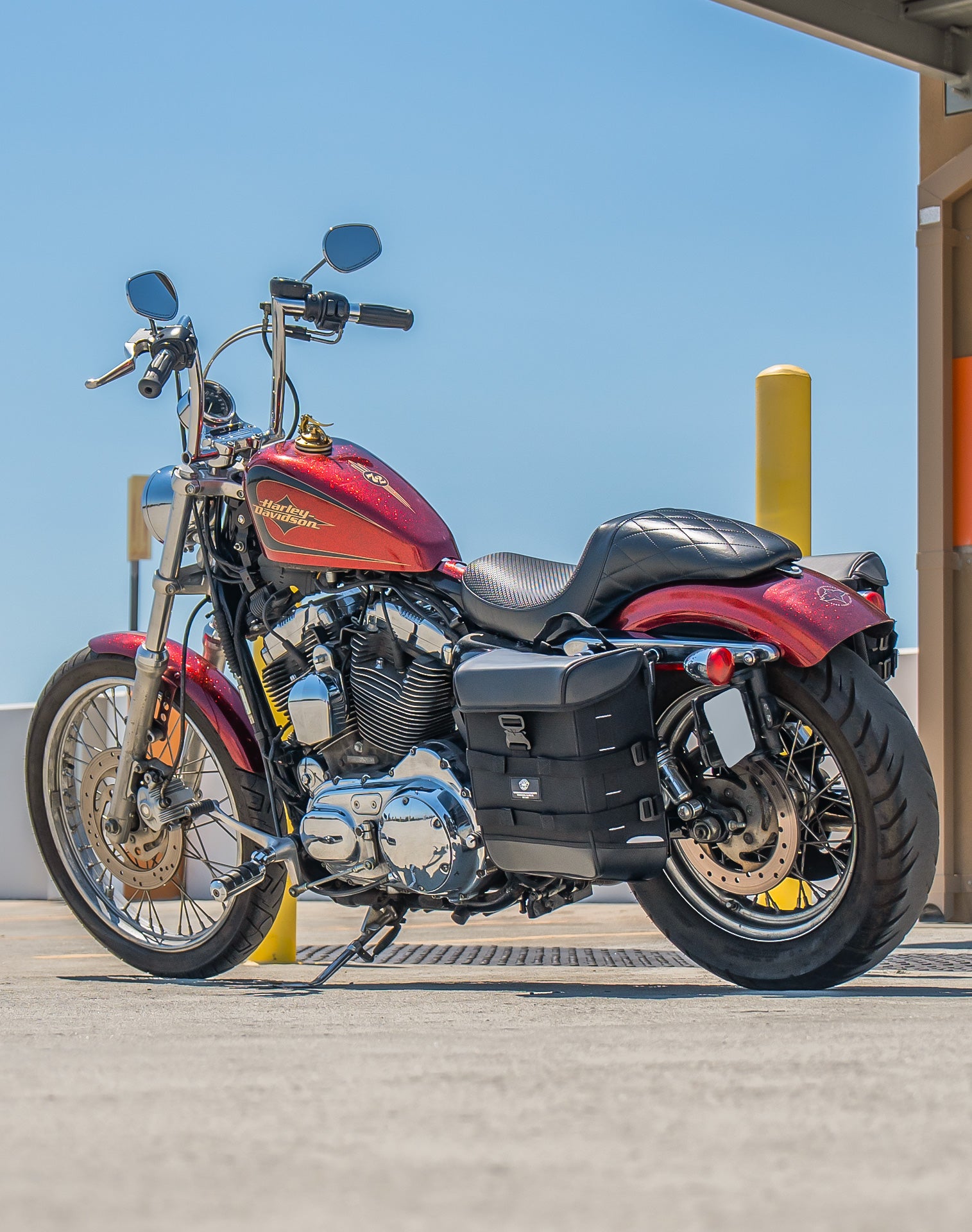 Viking 15L Incognito Detachable Medium Harley Sportster Seventy