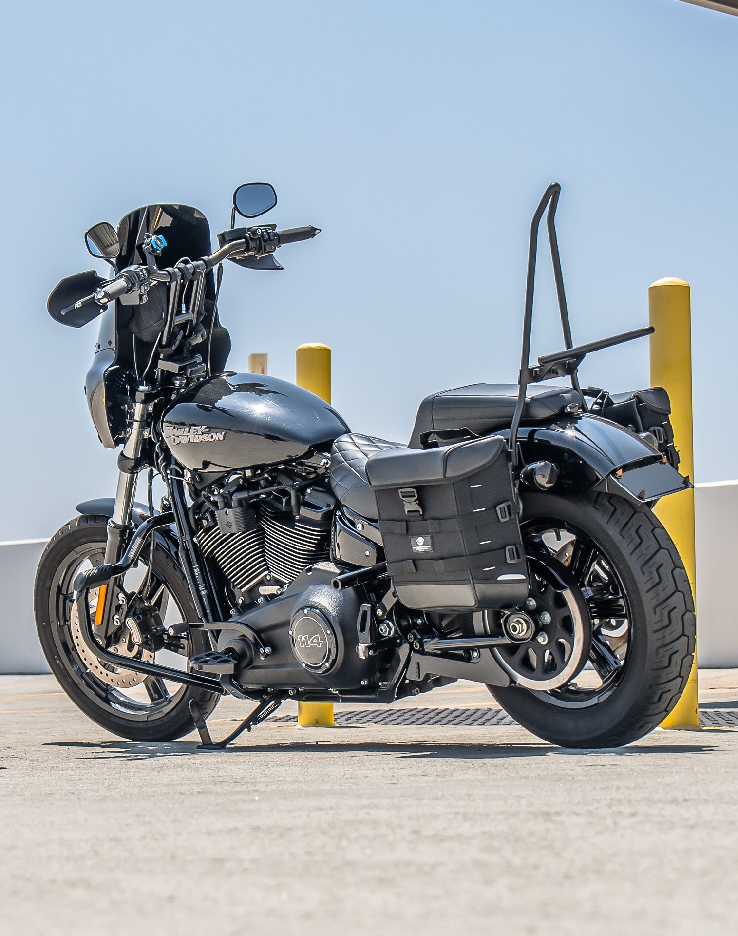 15L - Incognito Quick Mount Medium Solo Motorcycle Saddlebag (Left Only) for Harley Softail Street Bob FXBB v1