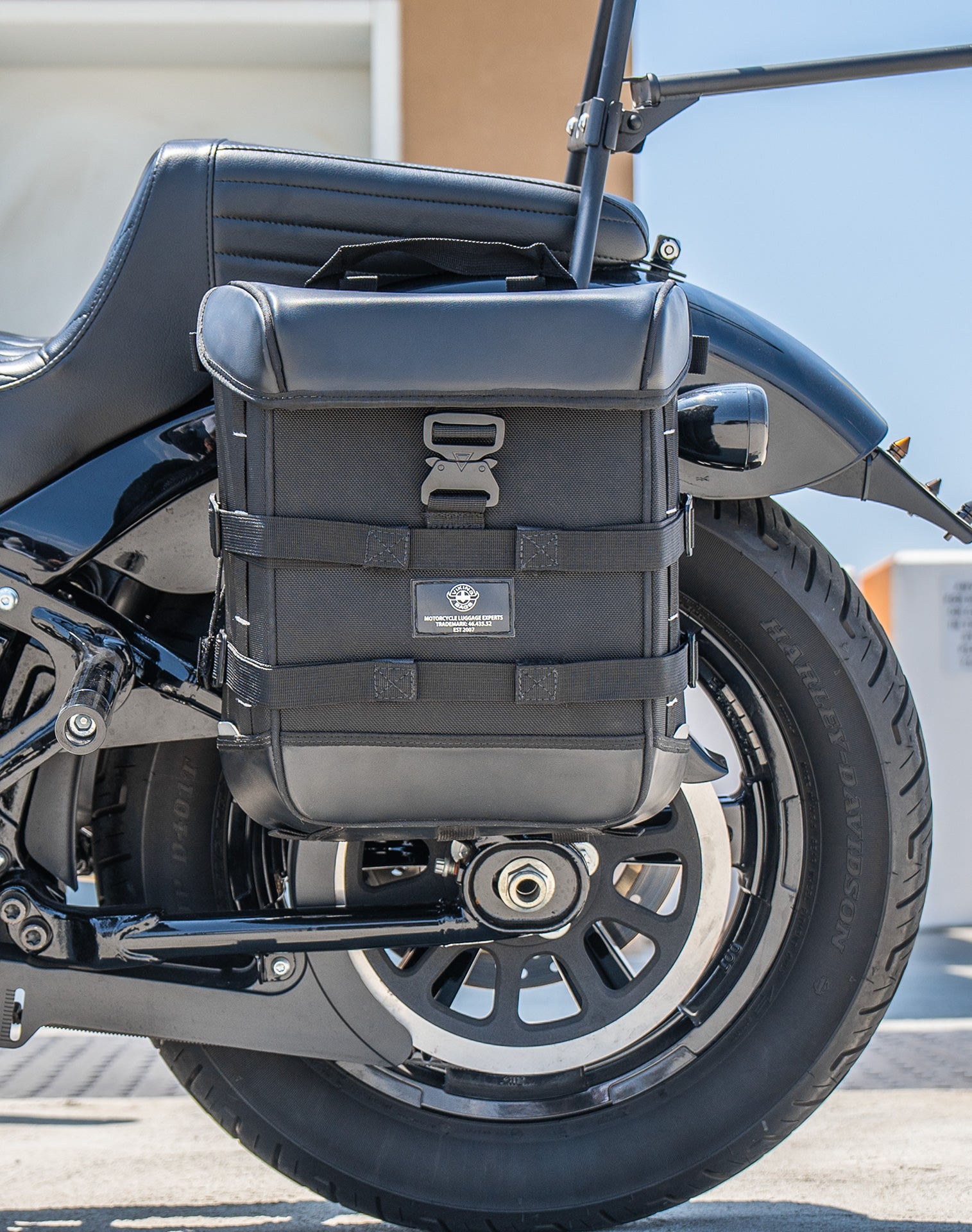 15L - Incognito Quick Mount Medium Solo Motorcycle Saddlebag (Left Only) for Harley Softail Street Bob FXBB v2