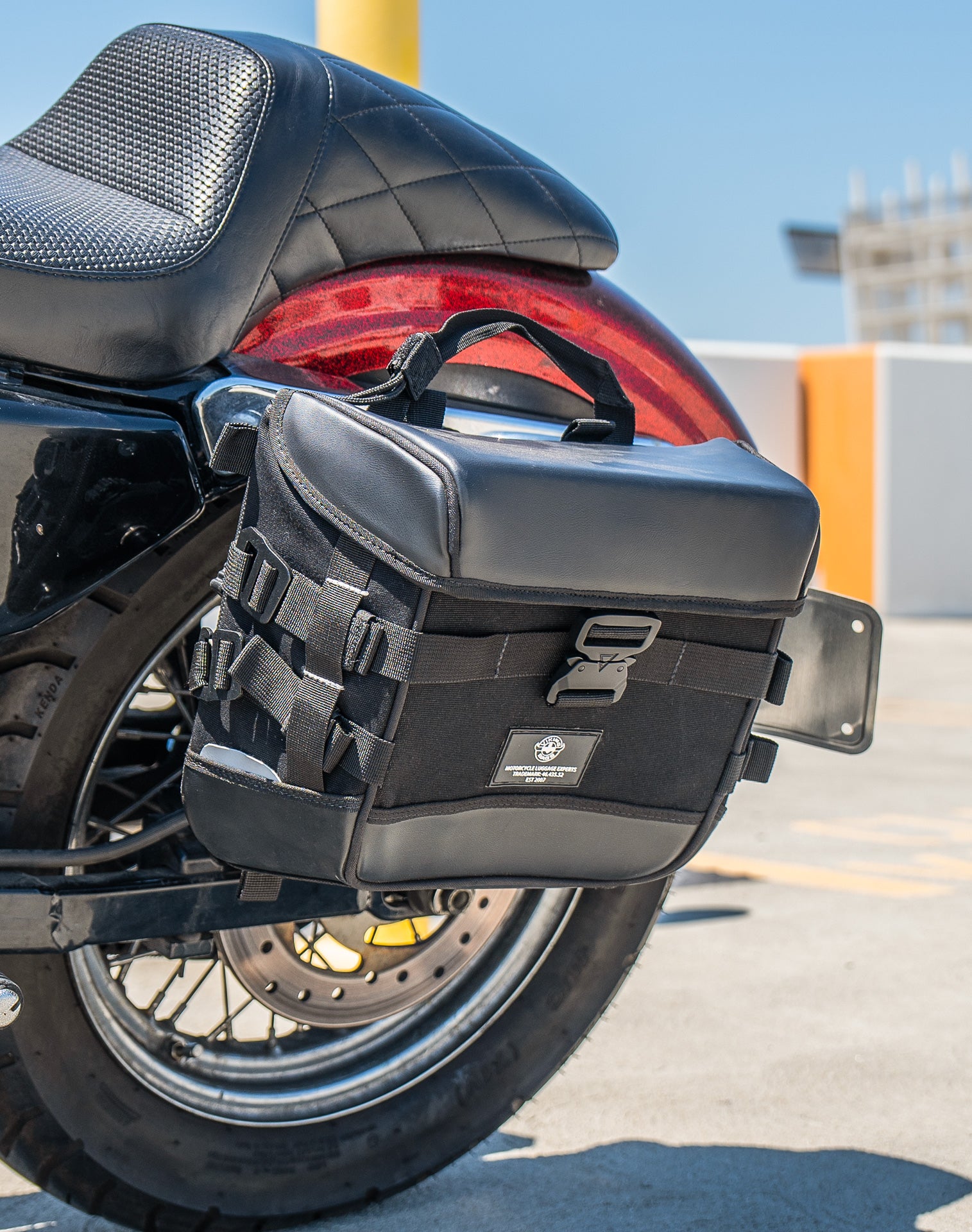 10L - Incognito Quick Mount Small Solo Motorcycle Saddlebag (Left Only) for Harley Sportster Seventy Two XL1200V v3