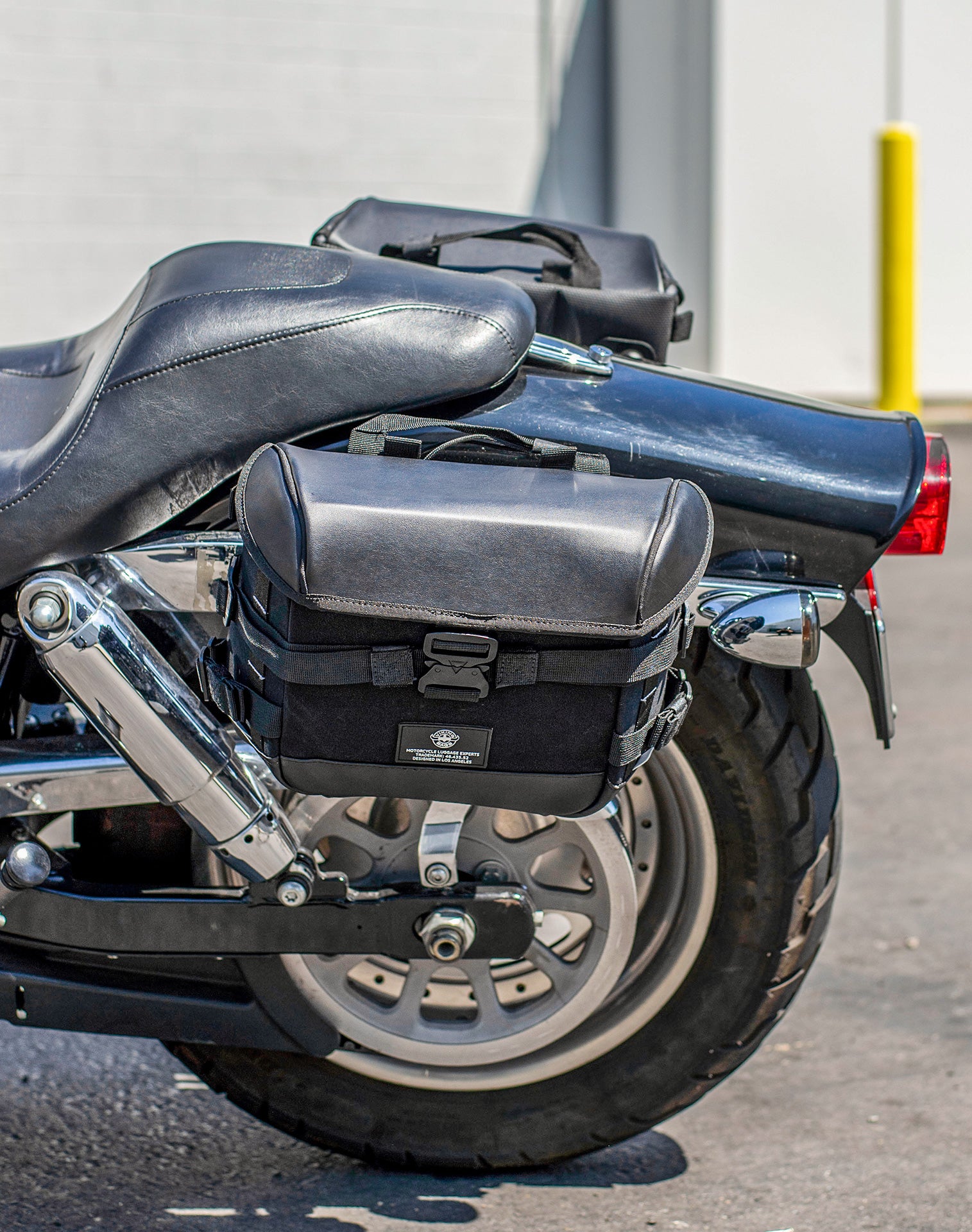 10L - Incognito Quick Mount Small Solo Saddlebag (Left Only) for Harley Davidson Dyna Fat Bob FXDF/SE Lifestyle