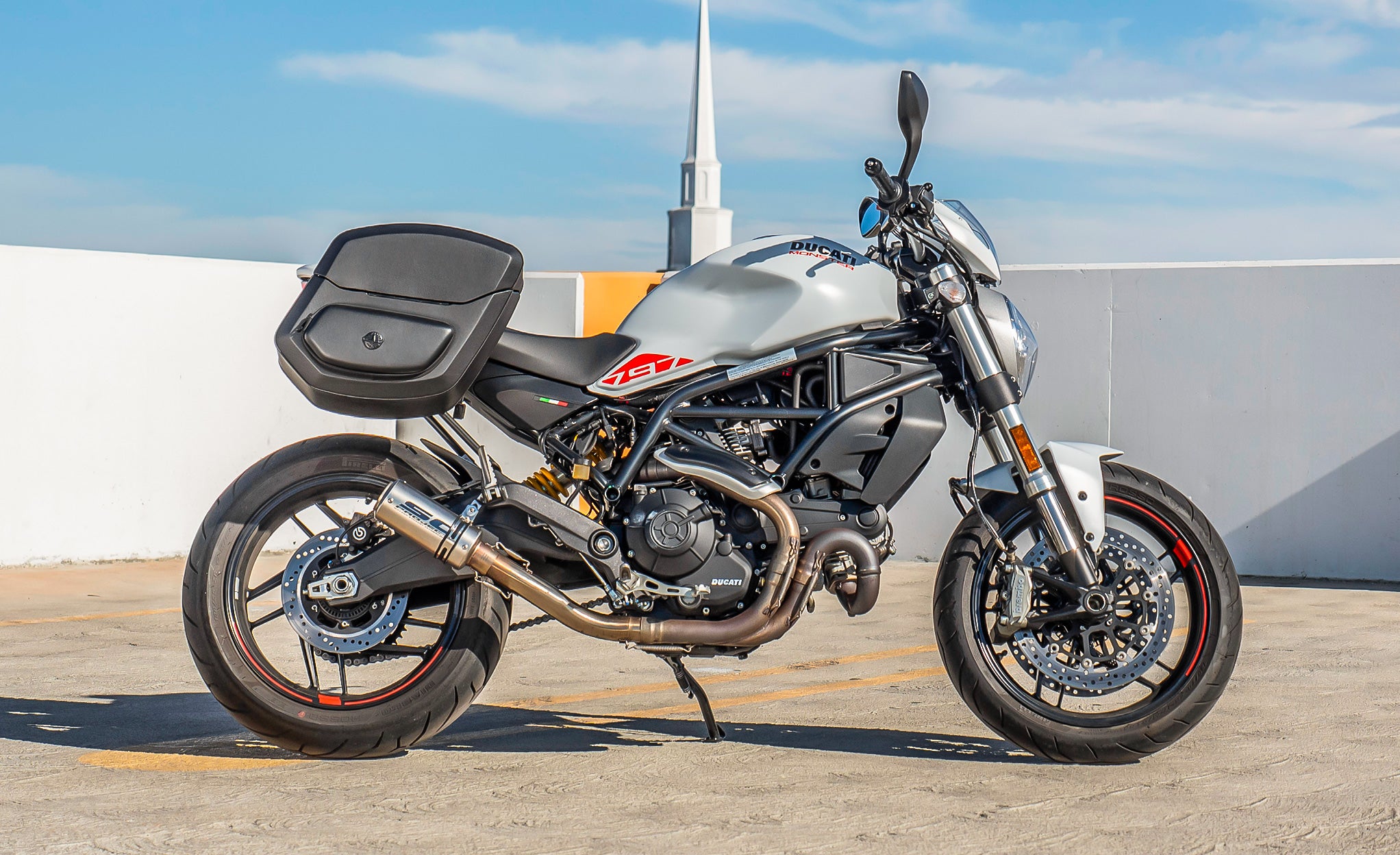 24L - Ironclad Quick-Mount Medium Ducati Monster 797 Leather Wrapped Hard Saddlebags Life Style Photo @expand