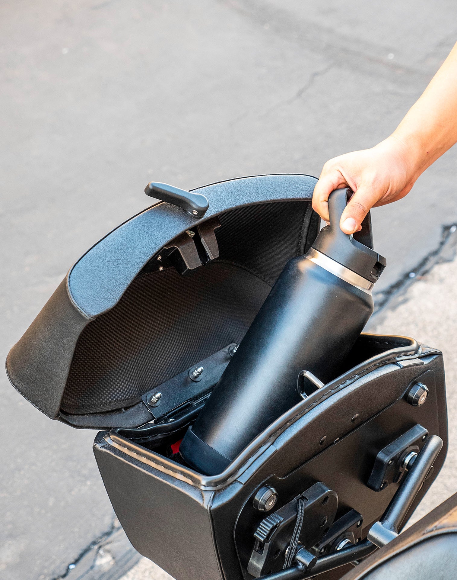 24L - Ironclad Quick-Mount Medium Ducati Scrambler (2014-17) Leather Wrapped Hard Saddlebags Life Style 4