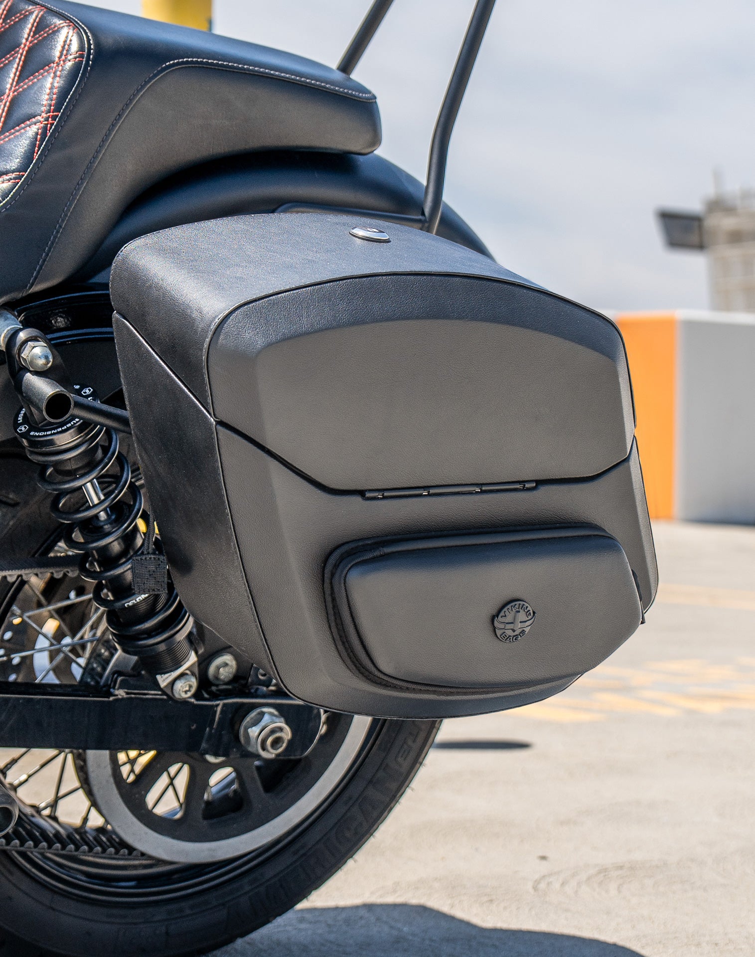 24L - Ironclad Quick-Mount Medium Harley Dyna Street Bob FXDB Leather Wrapped Hard Saddlebags Lifestyle