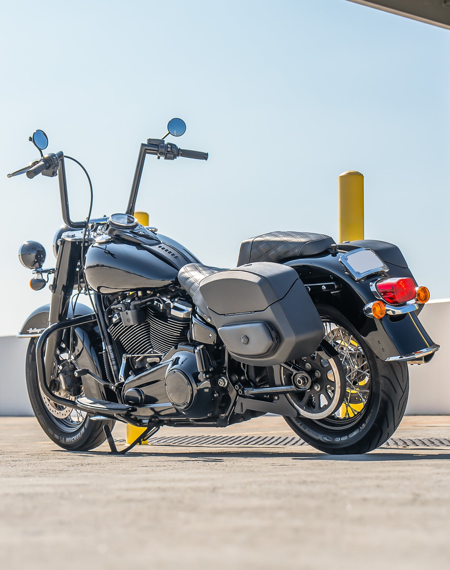 24L - Ironclad Quick-Mount Medium Harley Softail Heritage FLHC/S Leather Wrapped Hard Saddlebags Lifestyle