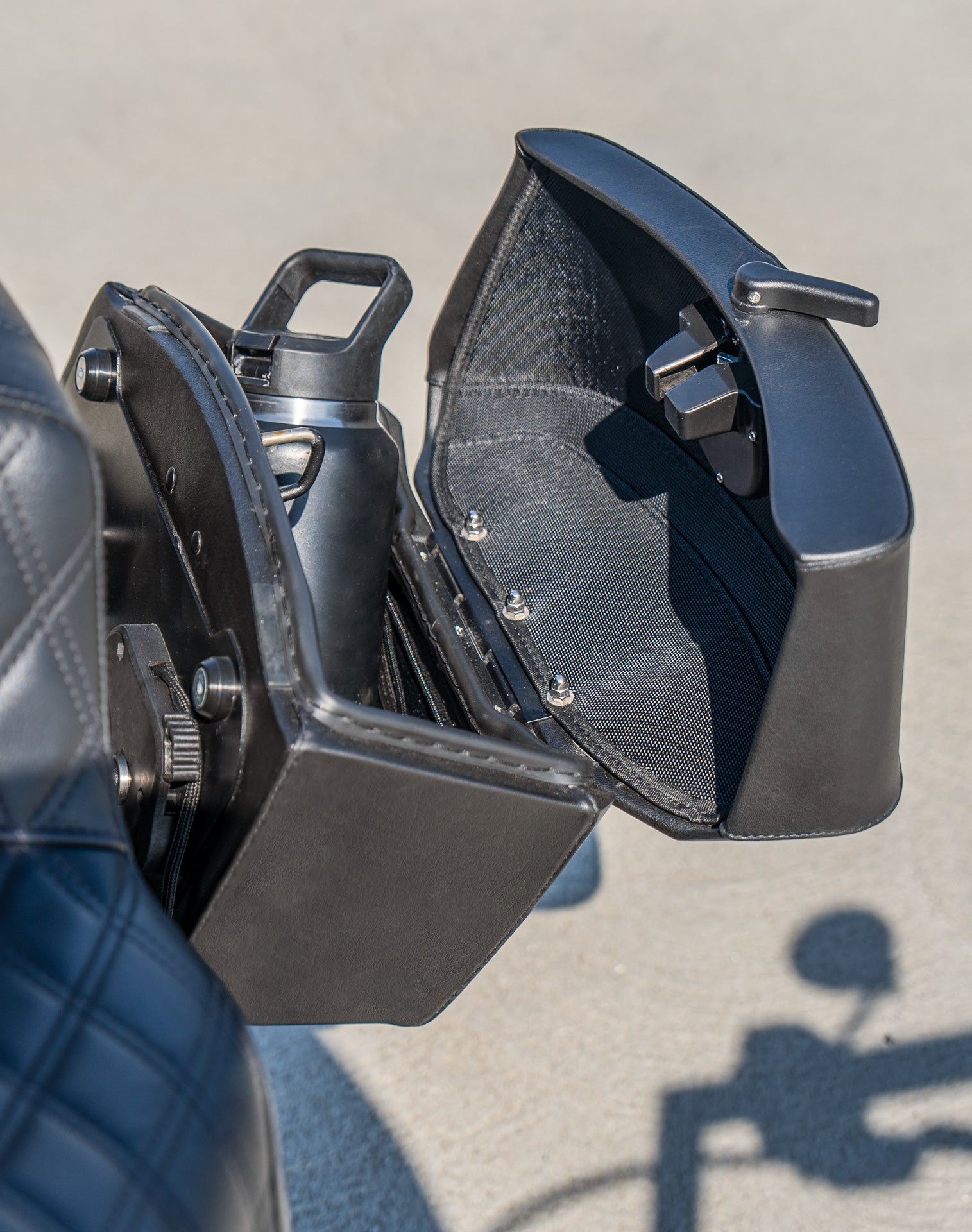 24L - Ironclad Quick-Mount Medium Harley Softail Heritage FLHC/S Leather Wrapped Hard Saddlebags Lifestyle