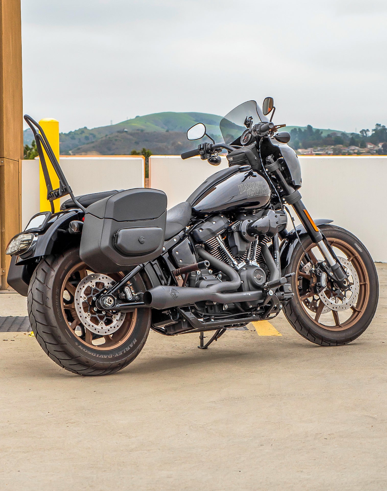 24L - Ironclad Quick-Mount Medium Harley Softail Low Rider S FXLRS Leather Wrapped Hard Saddlebags Life Style 1