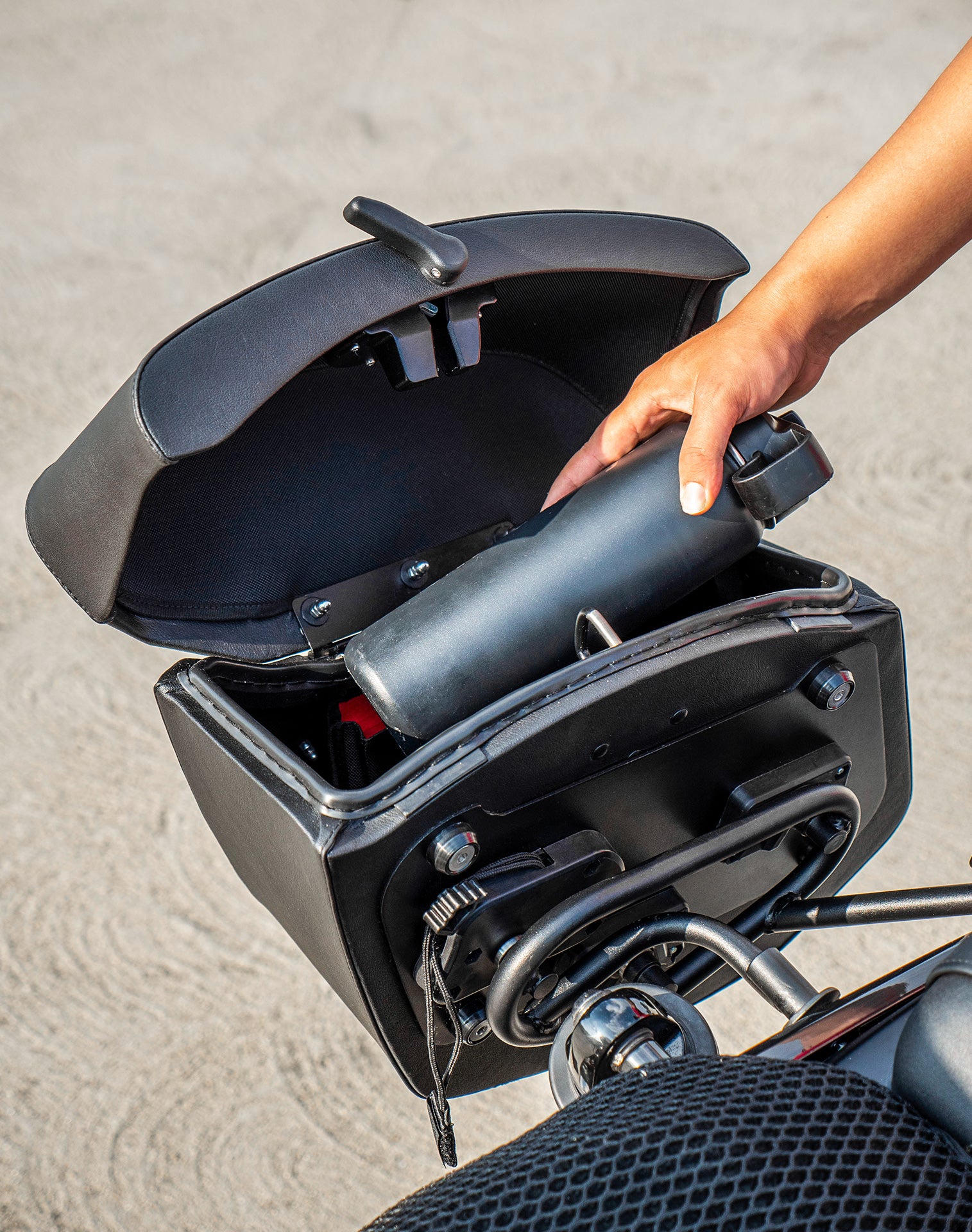 Viking 24L Ironclad Quick-Mount Harley Sportster 1200 Custom