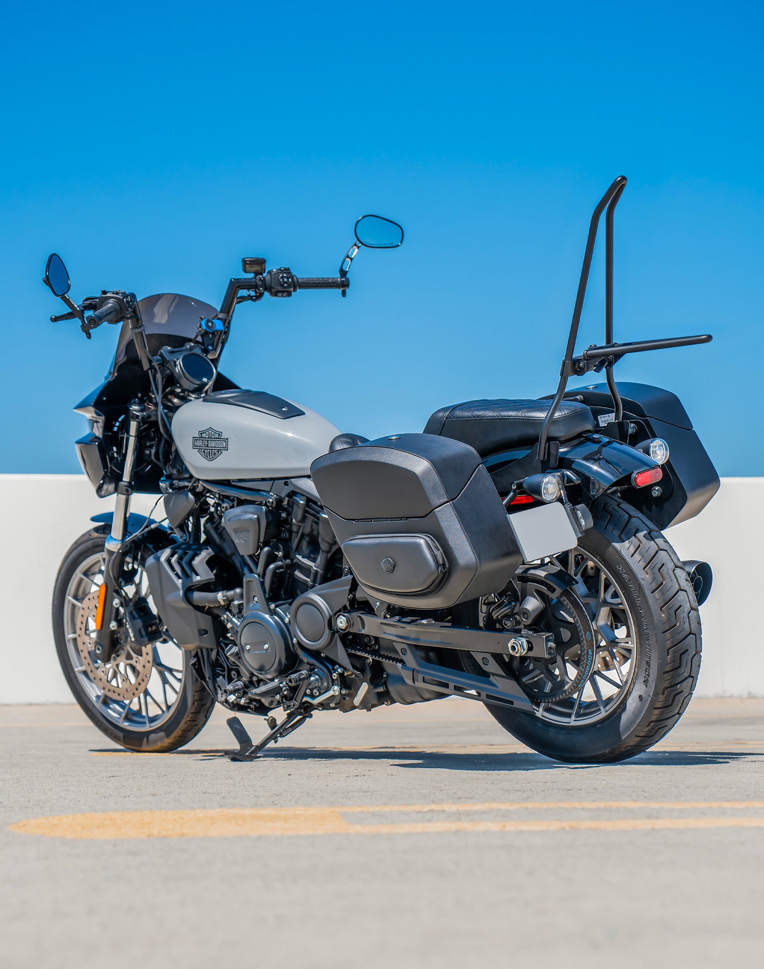 24L - Ironclad Quick-Mount Medium Harley Nightster RH975/S Leather Wrapped Hard Saddlebags Lifestyle