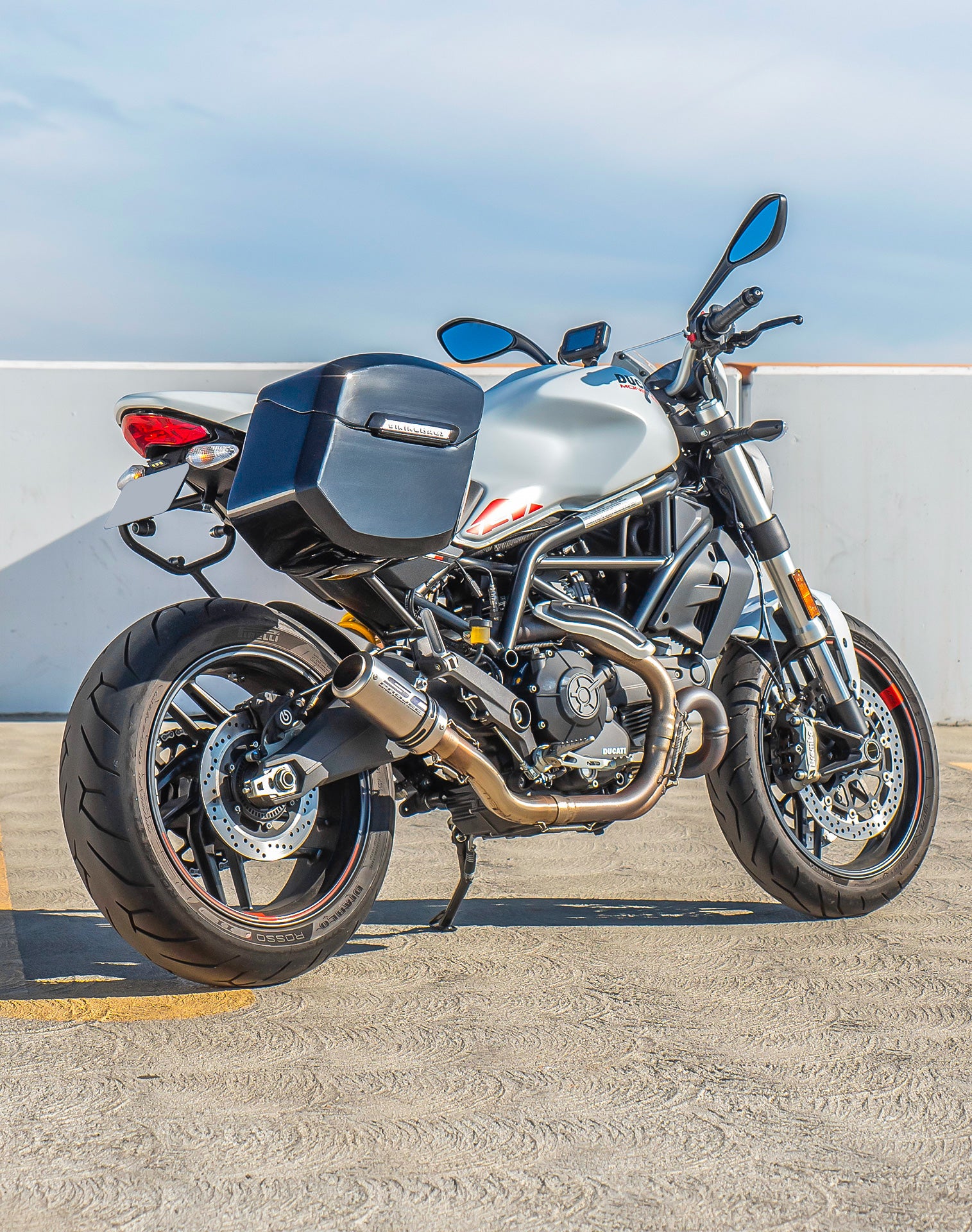 24L - Ironclad Quick-Mount Medium Ducati Monster 797 Painted Hard Saddlebags Life style 1