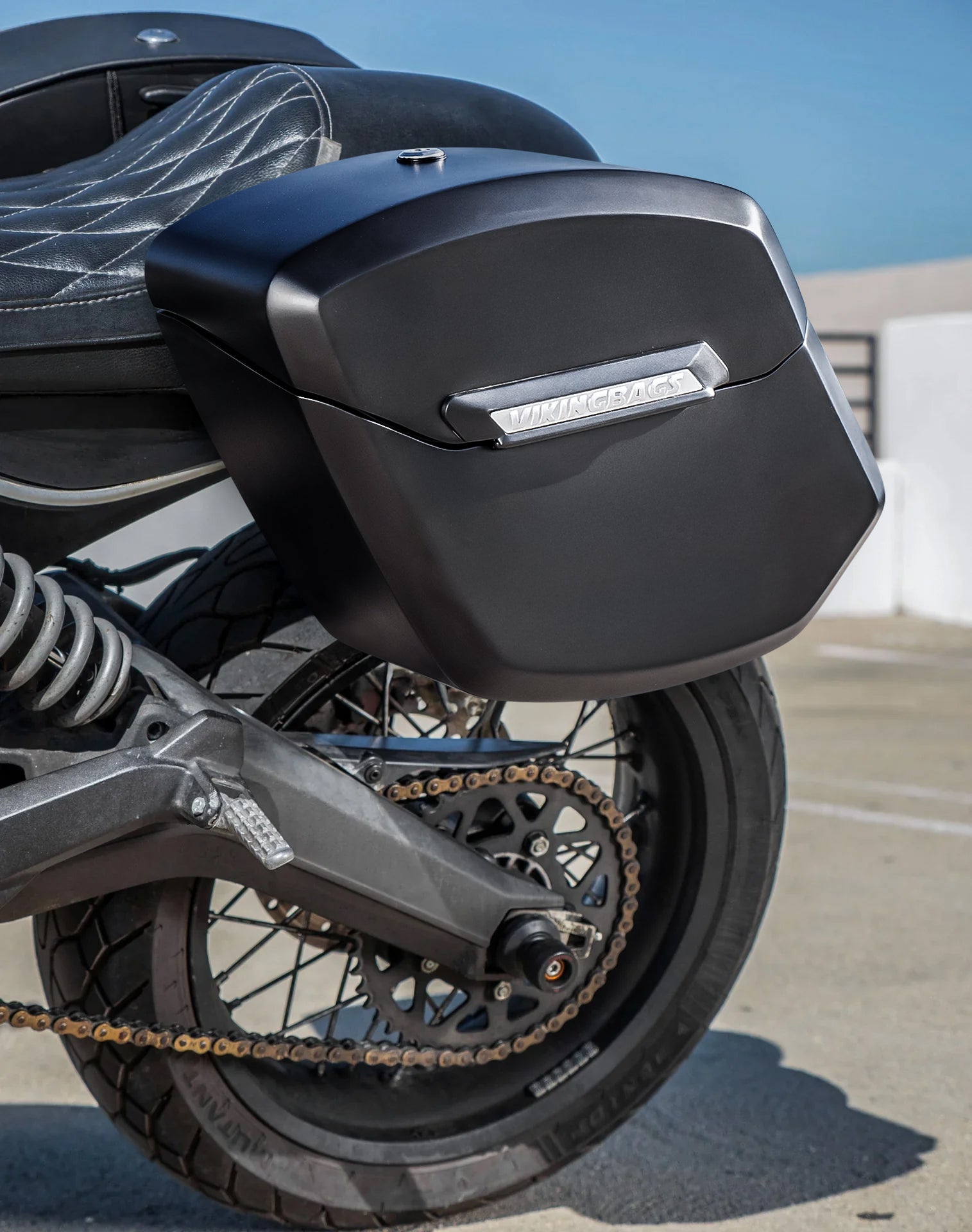 24L - Ironclad Quick-Mount Medium Ducati Scrambler (2014-17) Matte Hard Saddlebags Lifestyle