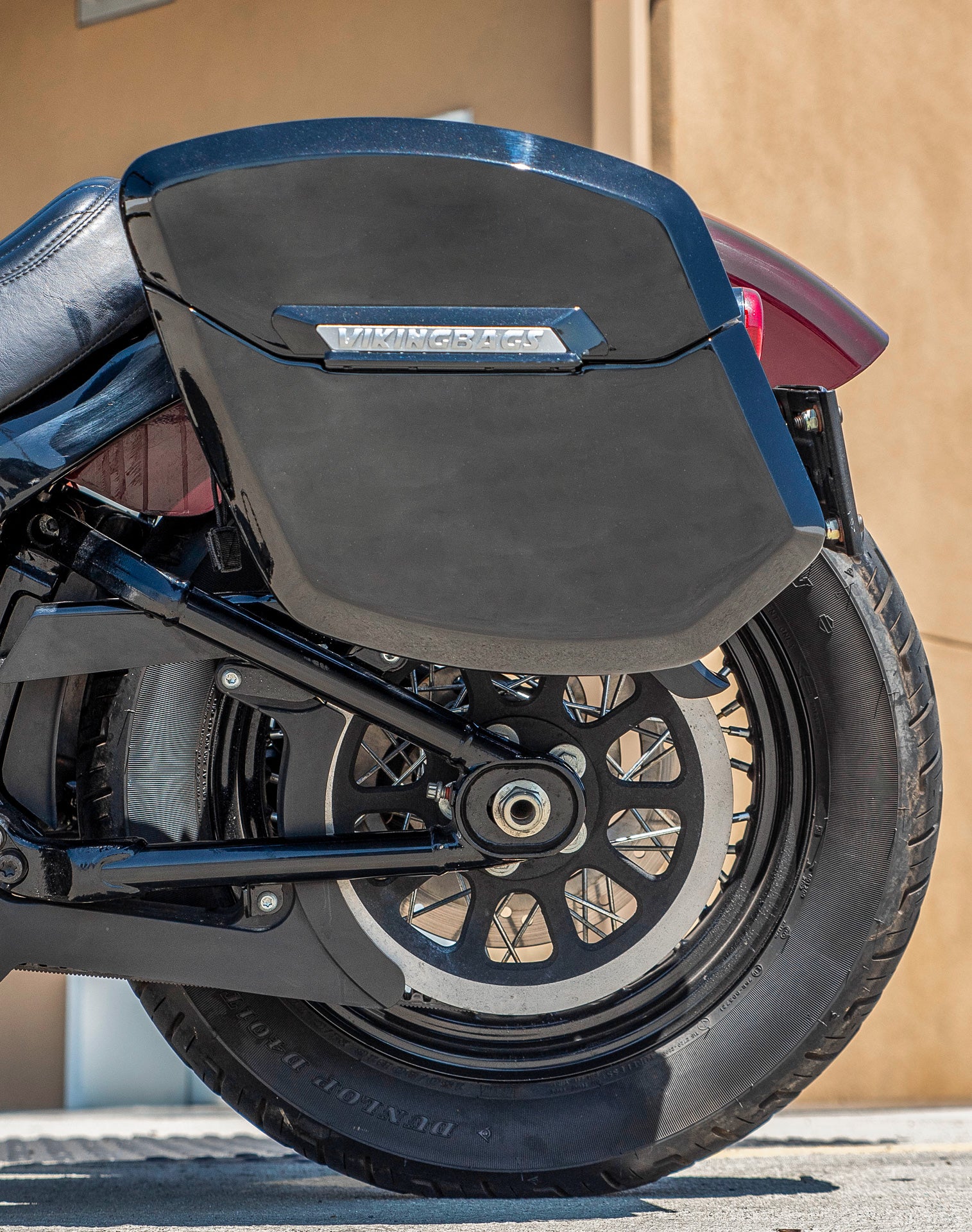 24L - Ironclad Quick-Mount Medium Harley Softail Standard FXST Painted Hard Saddlebags Life style 2