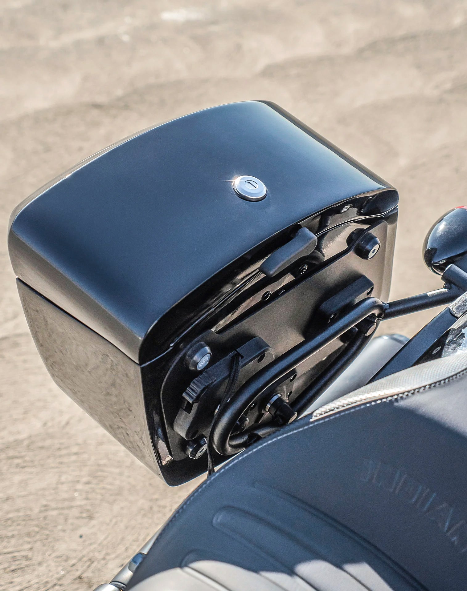 24L - Ironclad Quick-Mount Medium Indian Scout Bobber Painted Hard Saddlebags Vertical Lifestyle