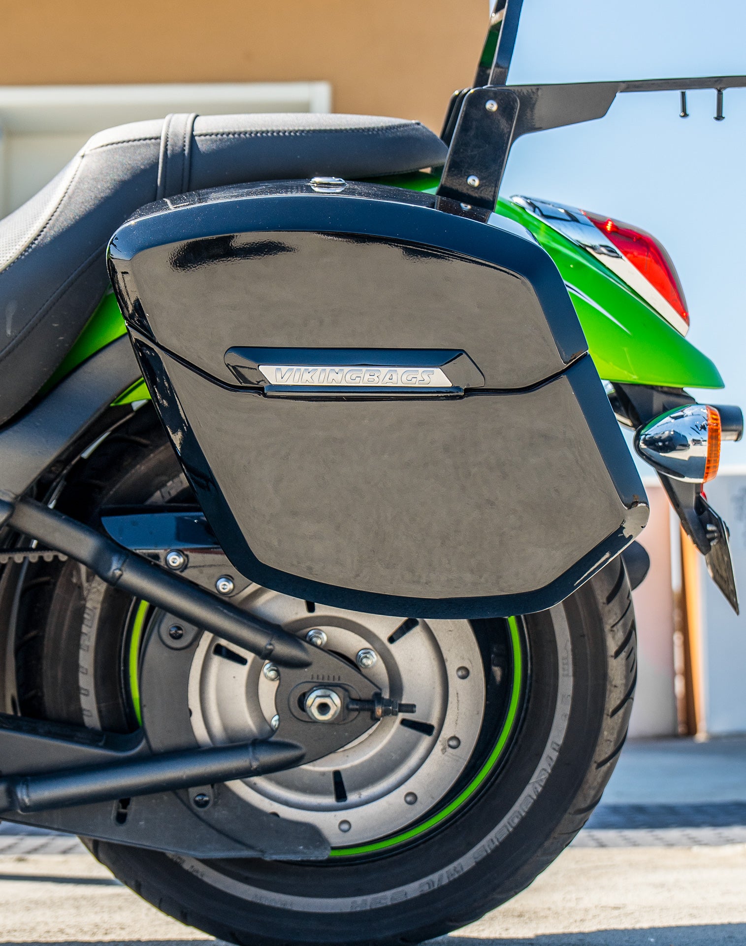 24L - Ironclad Quick-Mount Medium Kawasaki Vulcan 900 Custom Painted Hard Saddlebags Life style 2