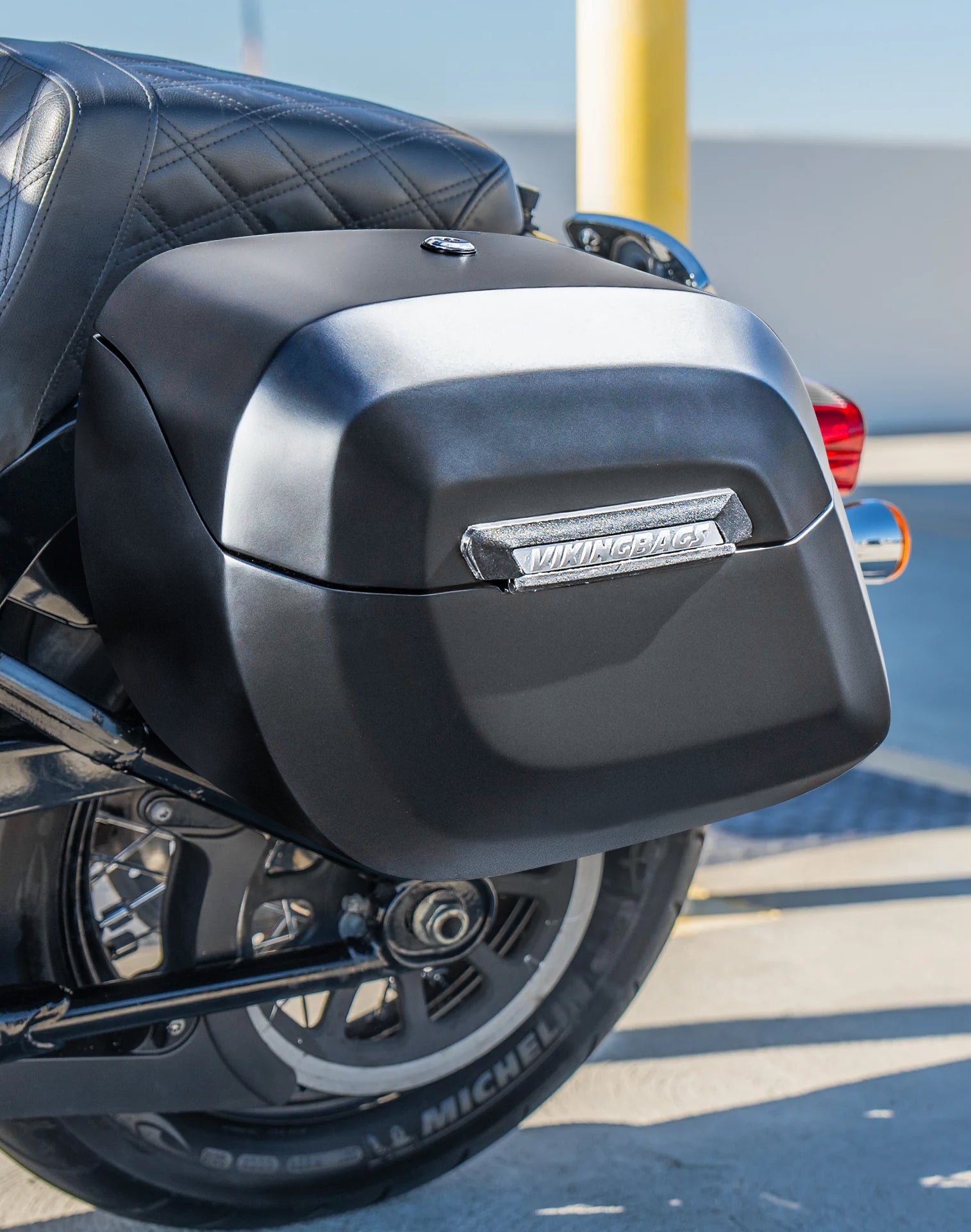 40L - Lamellar Raven Extra Large Matte Motorcycle Hard Saddlebags for Harley Softail Heritage FLHC/S Lifestyle