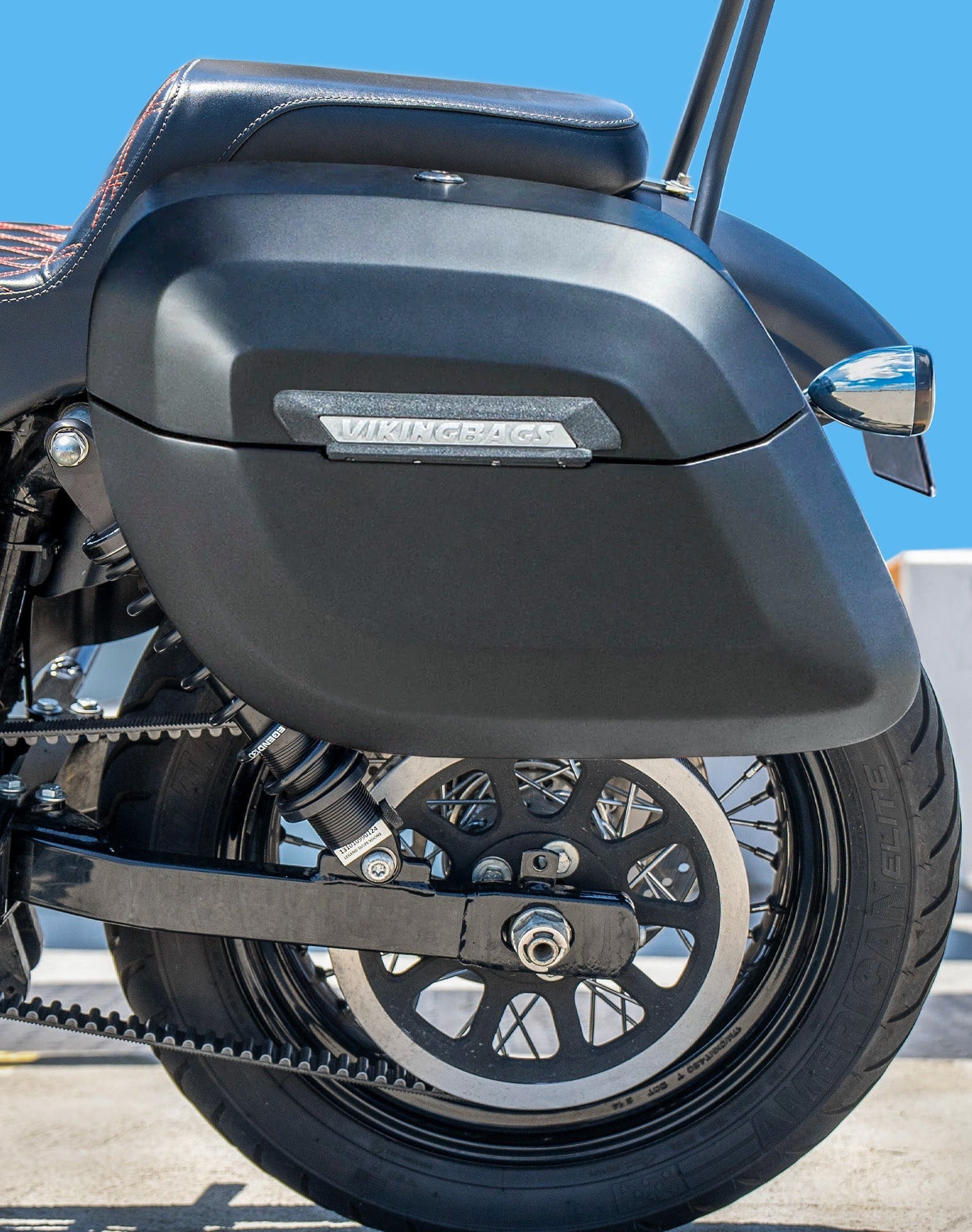 36L - Lamellar Raven Extra Large Shock Cutout Matte Motorcycle Hard Saddlebags for Harley Dyna Street Bob FXDB/I Lifestyle 