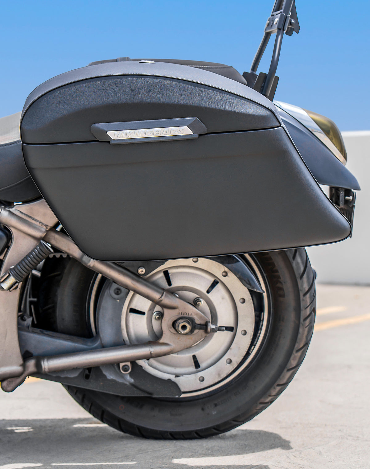 40L - Lamellar Stallion Extra Large Kawasaki Vulcan 900 Custom VN900C Leather Covered Motorcycle Hard Saddlebags