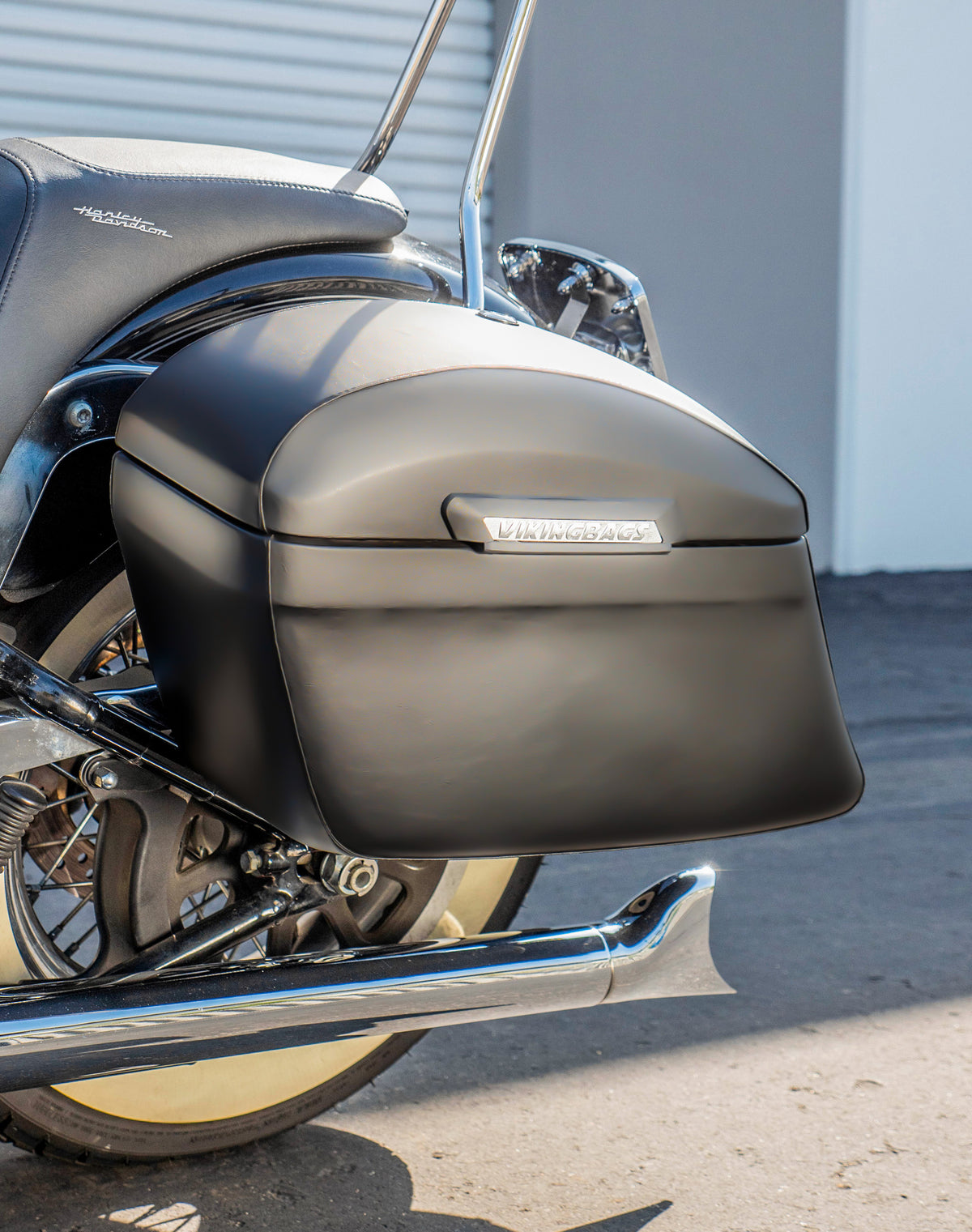 40L - Lamellar Stallion Extra Large Matte Motorcycle Hard Saddlebags for Harley Softail Deluxe FLSTN/I