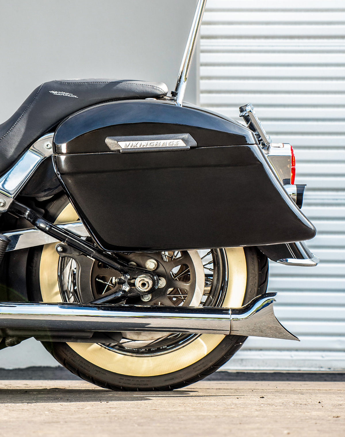 40L - Lamellar Stallion Extra Large Painted Motorcycle Hard Saddlebags for Harley Softail Deluxe FLSTN/I
