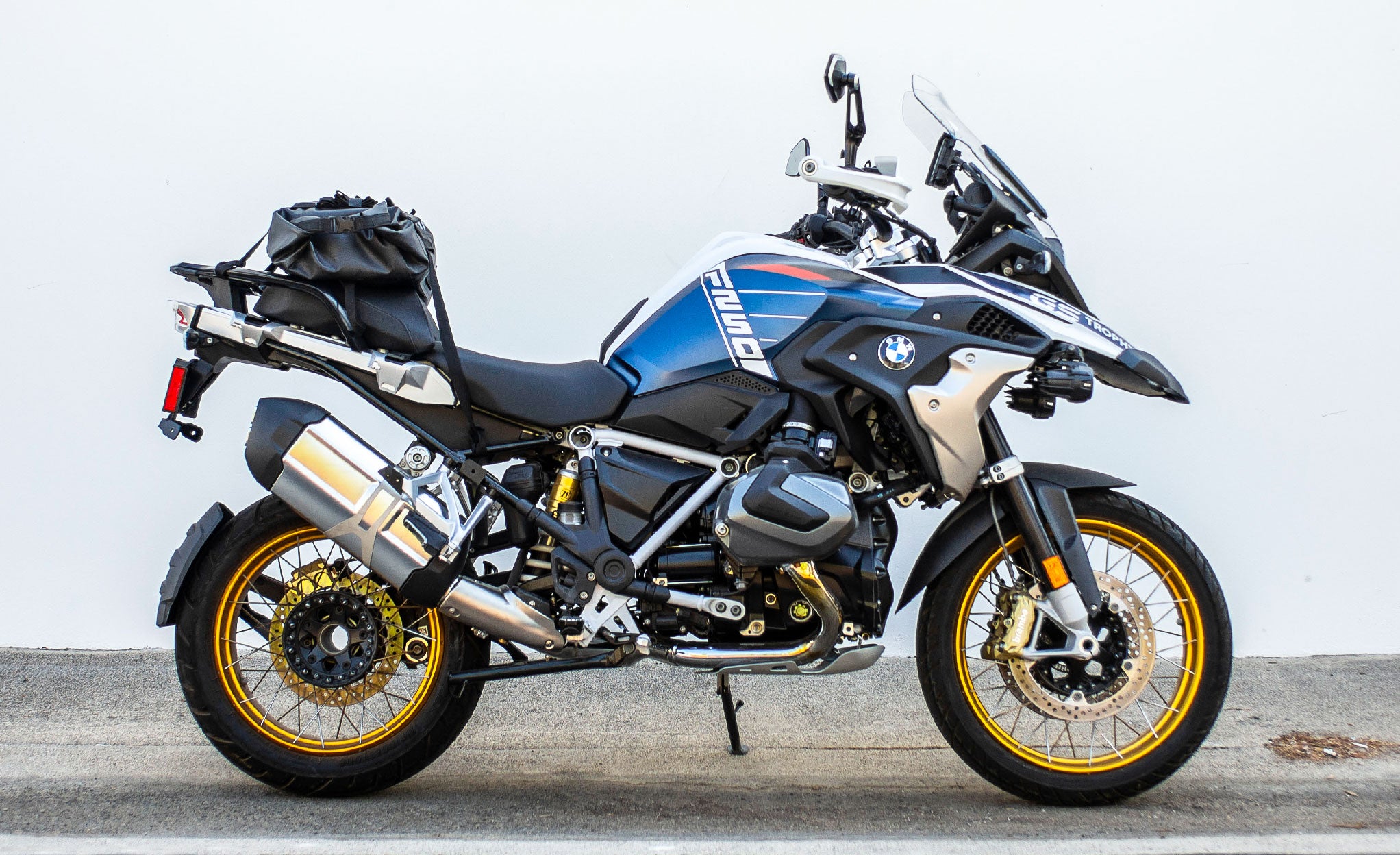 22L - Odyssey Ducati Adventure Touring Backpack Life Style Photo @expand