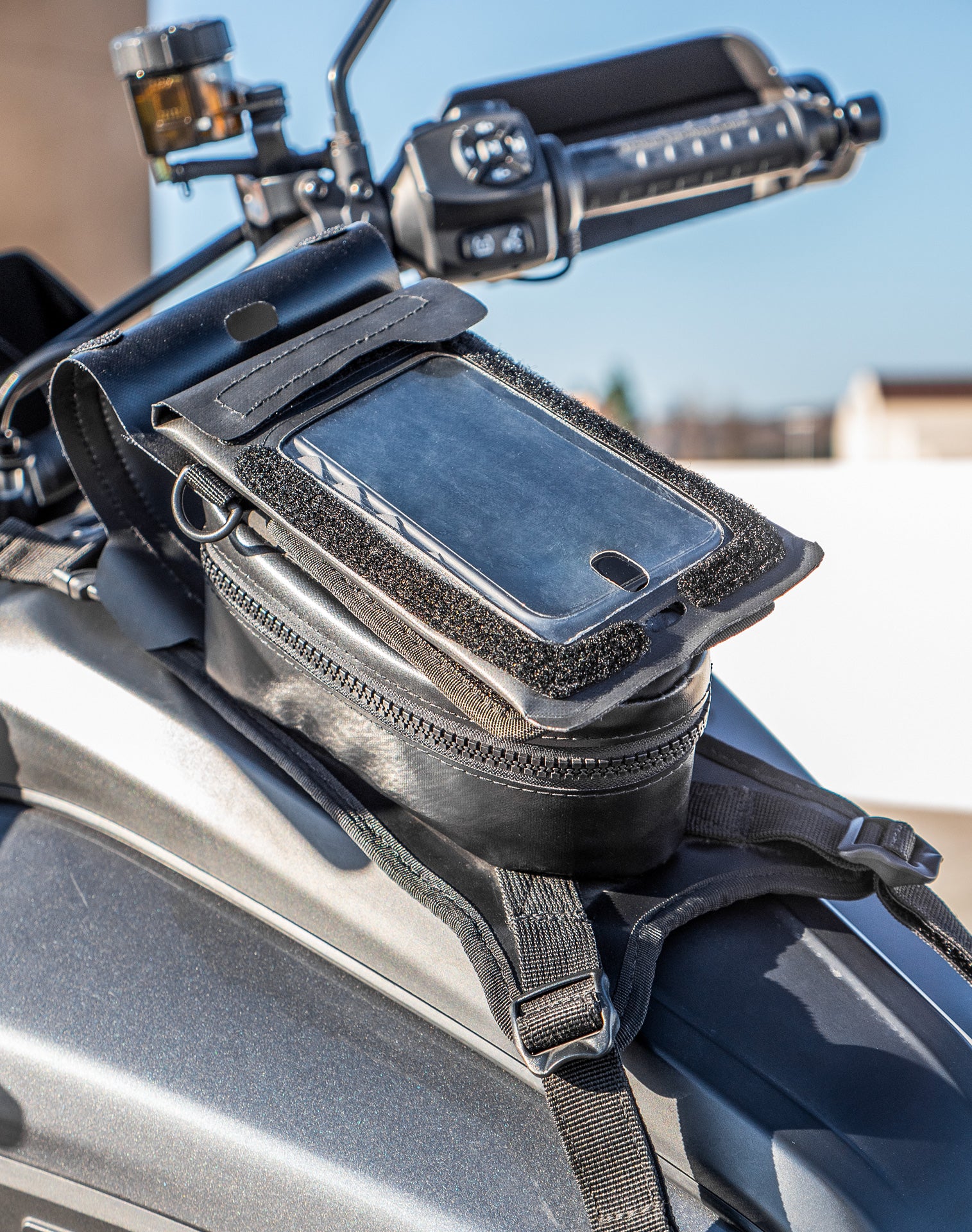 1L - Odyssey Adventure Touring Tank Bag v4